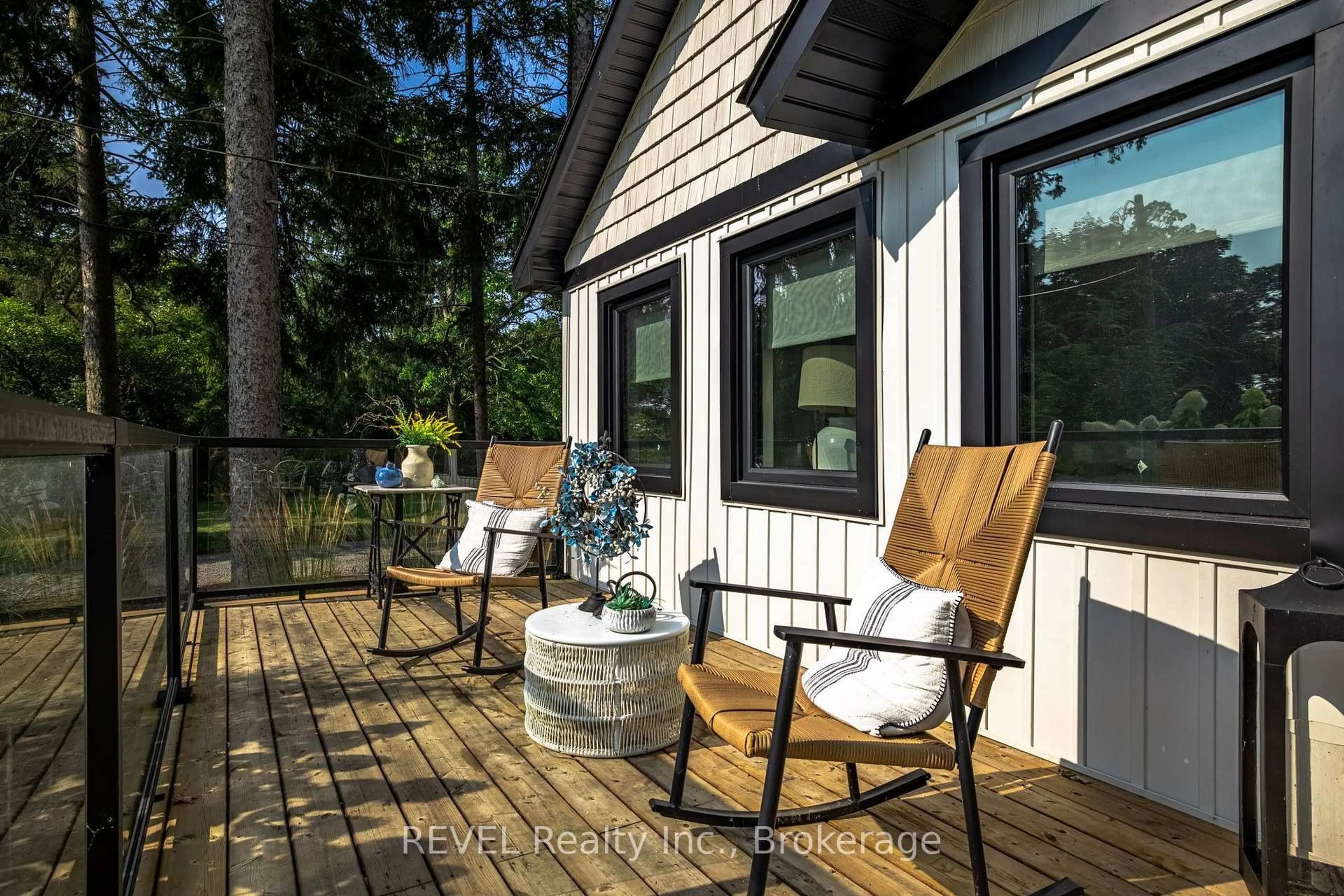 Patio, forest/trees view for 273 Prospect Point Rd, Fort Erie Ontario L0S 1N0