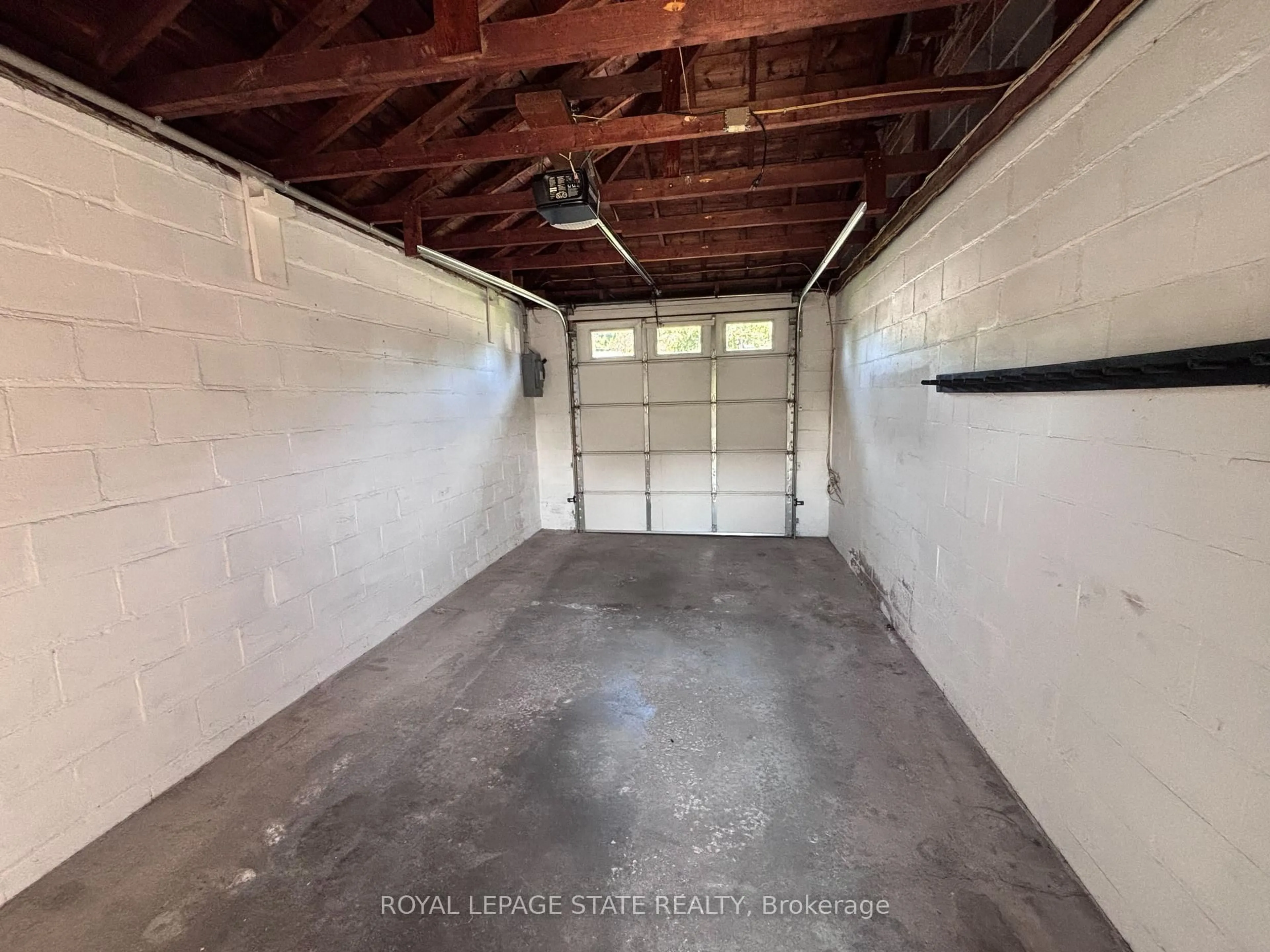 Indoor garage for 48 Mountain Ave, Hamilton Ontario L8G 3N9