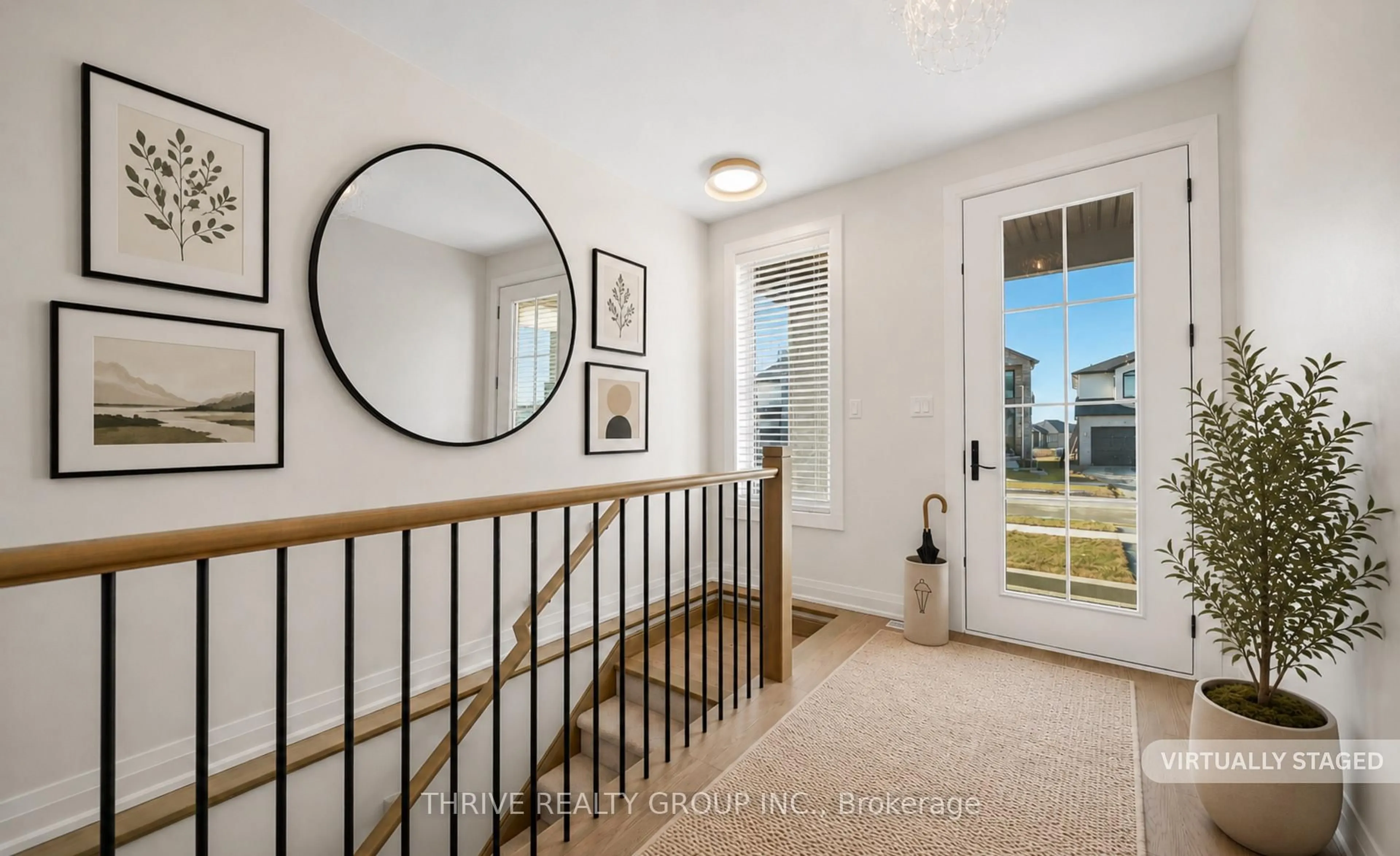 Indoor entryway for 3897 Big Leaf Tr, London South Ontario N6P 0J9
