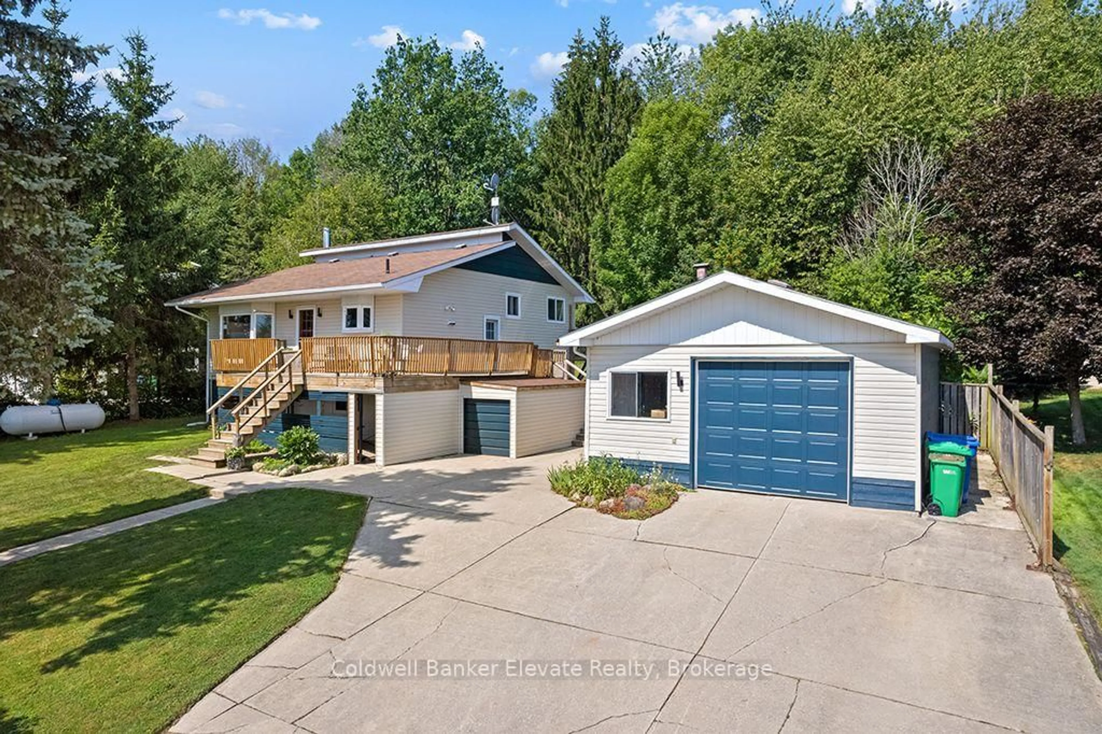 A pic from outside/outdoor area/front of a property/back of a property/a pic from drone, unknown for 150 MacIntosh Dr, Georgian Bluffs Ontario N0H 1S0