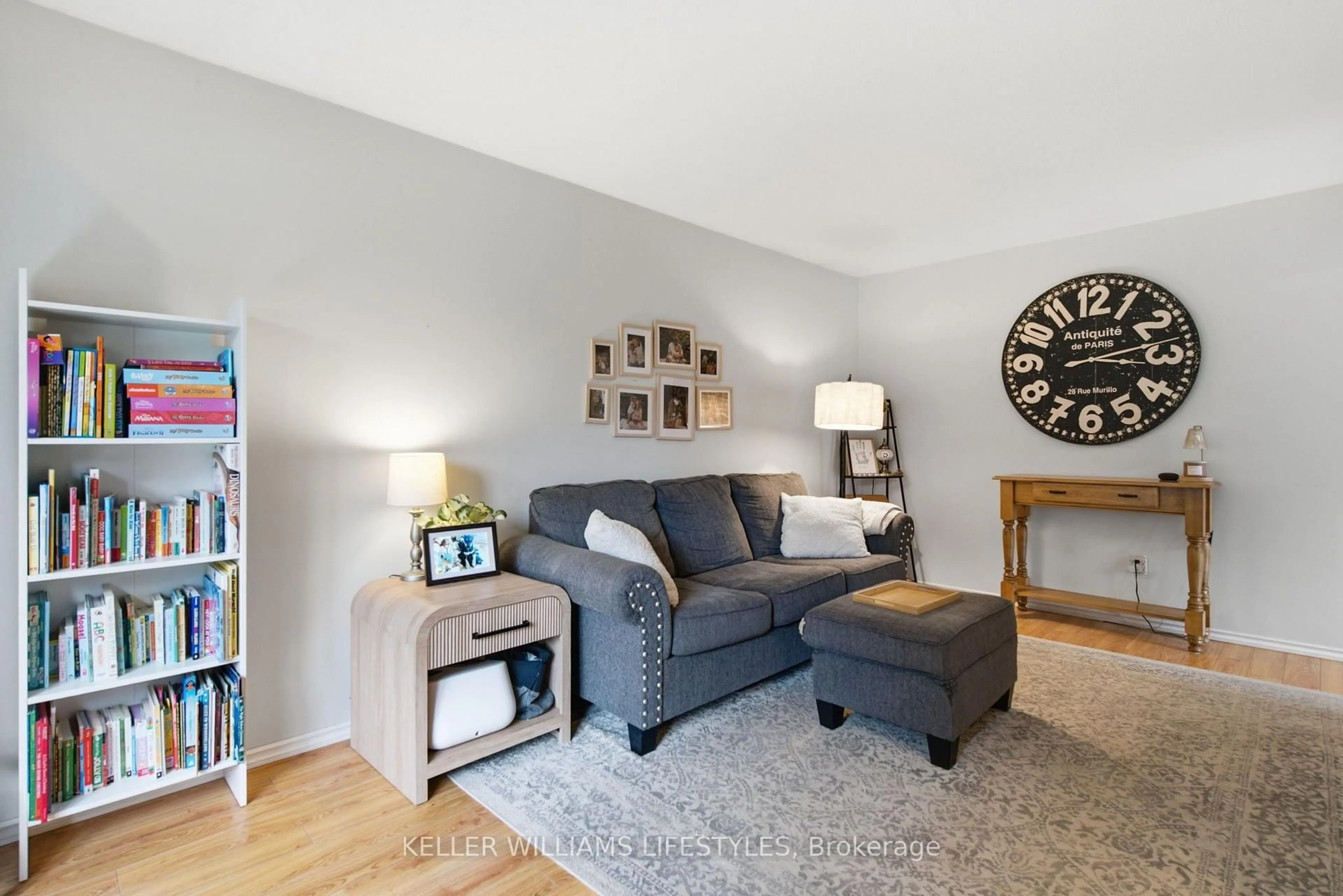 Living room with furniture, unknown for 41 Scotchmere Cres, London South Ontario N6E 1Z9