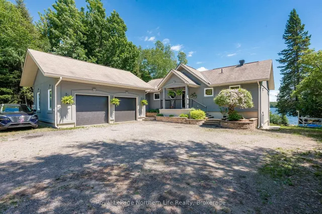 571 D REGAL Rd, North Bay 4