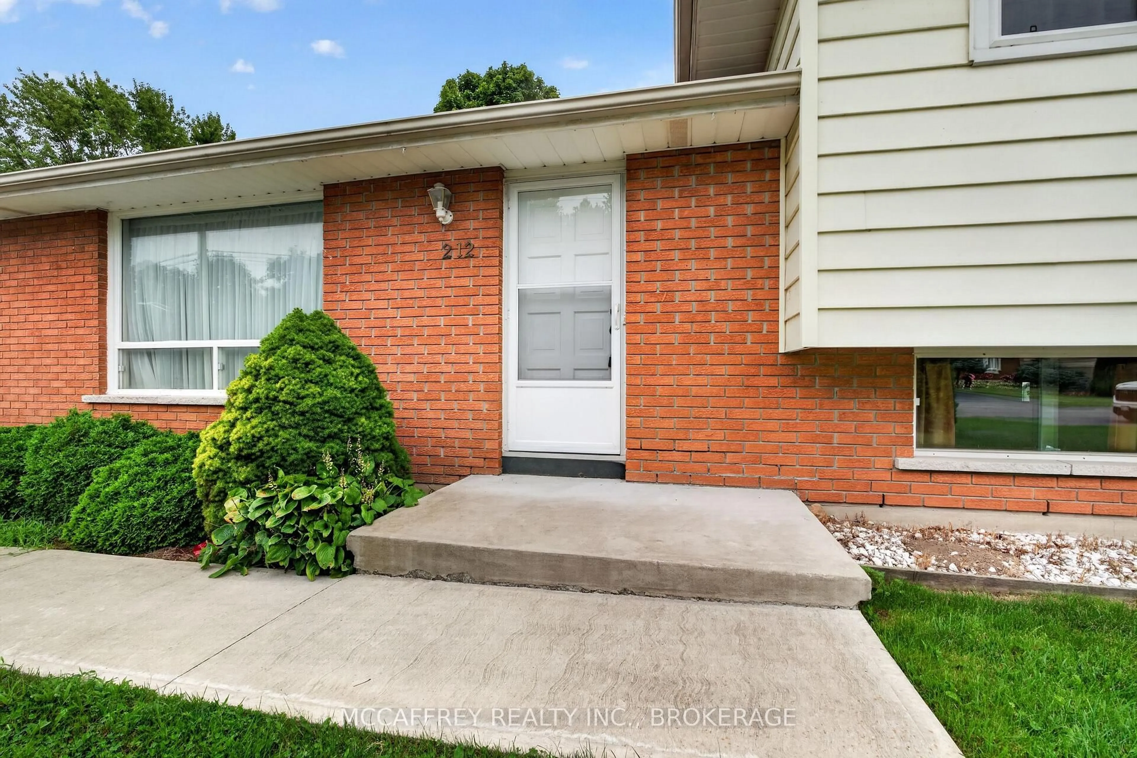 Home with brick exterior material, street for 212 King St, Greater Napanee Ontario K7R 1B7
