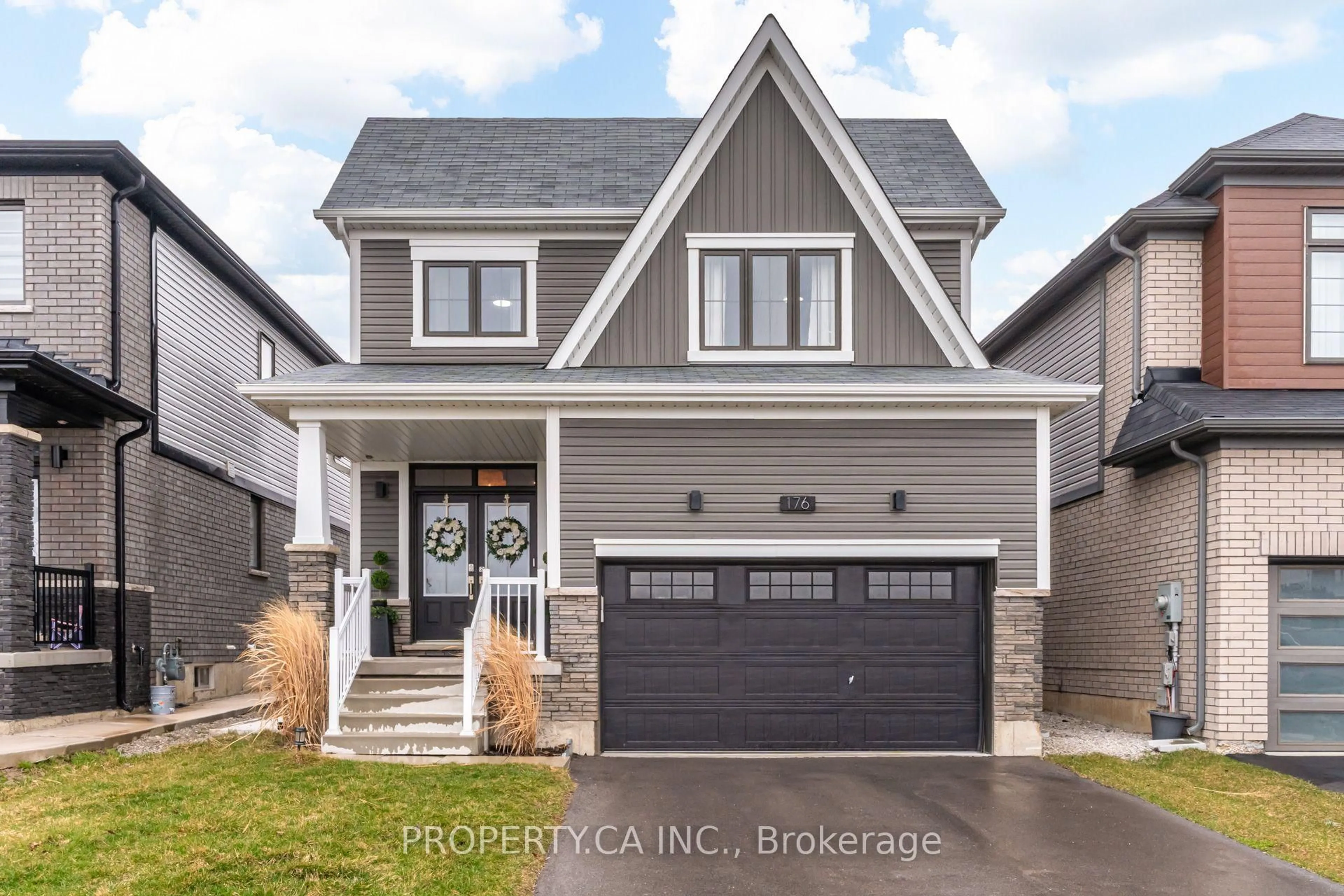 Home with brick exterior material, street for 176 Whithorn Cres, Haldimand Ontario N3W 0G7