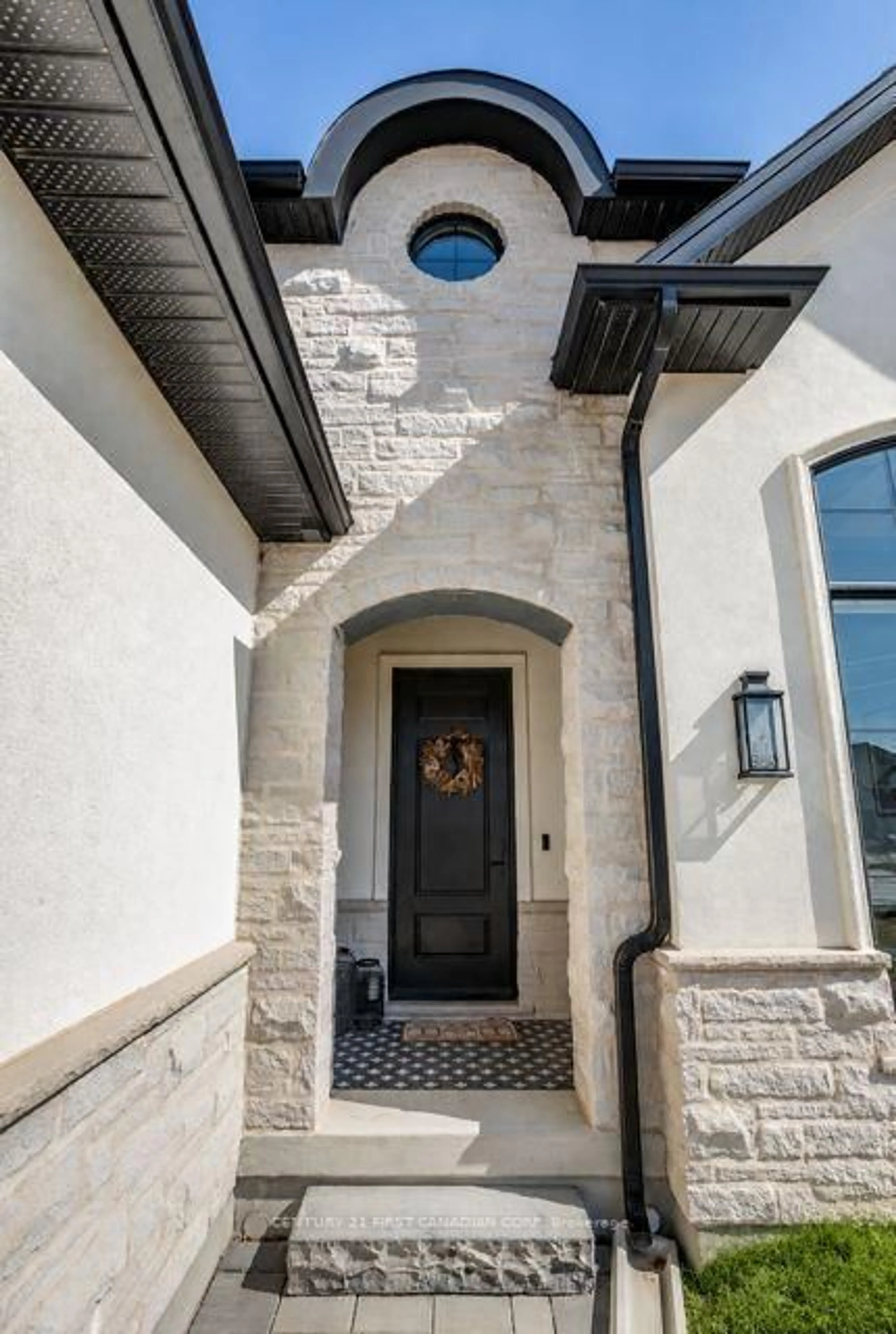 Unknown for 956 TRAILSWAY Ave, London South Ontario N6K 0K7