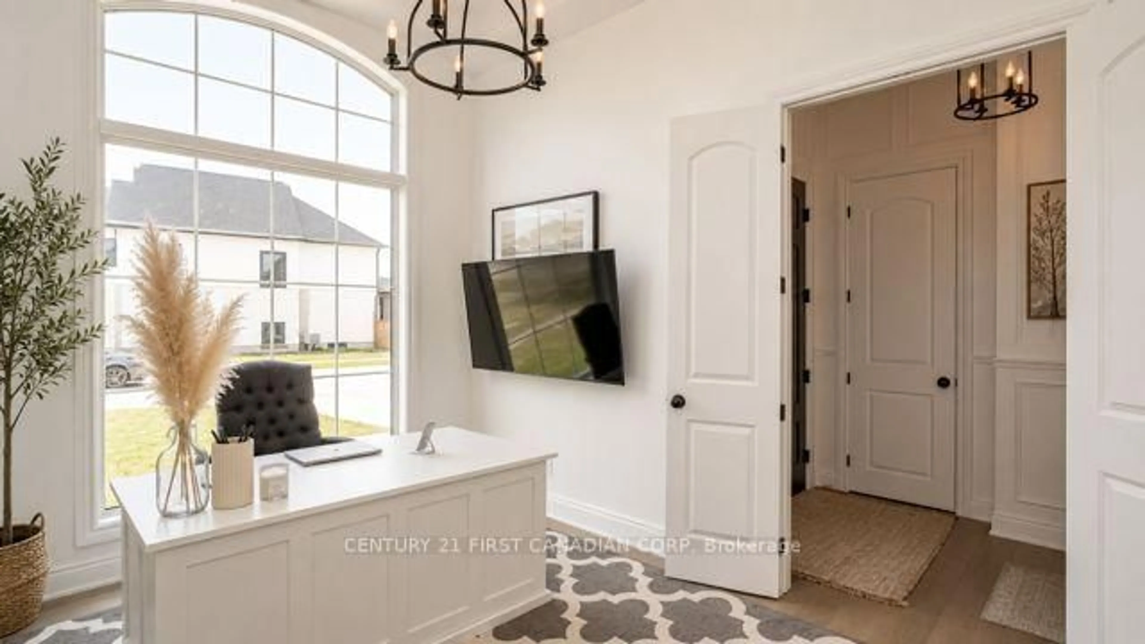 Indoor entryway for 956 TRAILSWAY Ave, London South Ontario N6K 0K7