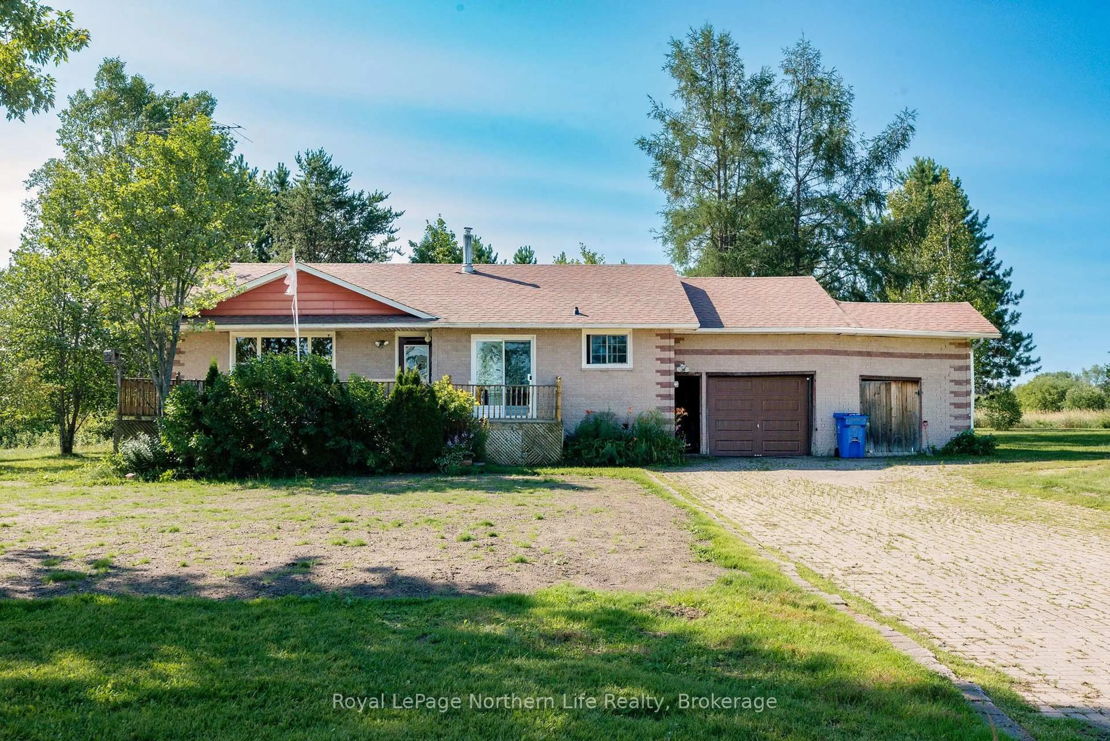 A pic from outside/outdoor area/front of a property/back of a property/a pic from drone, street for 273 DERLAND Rd, East Ferris Ontario P0H 1H0