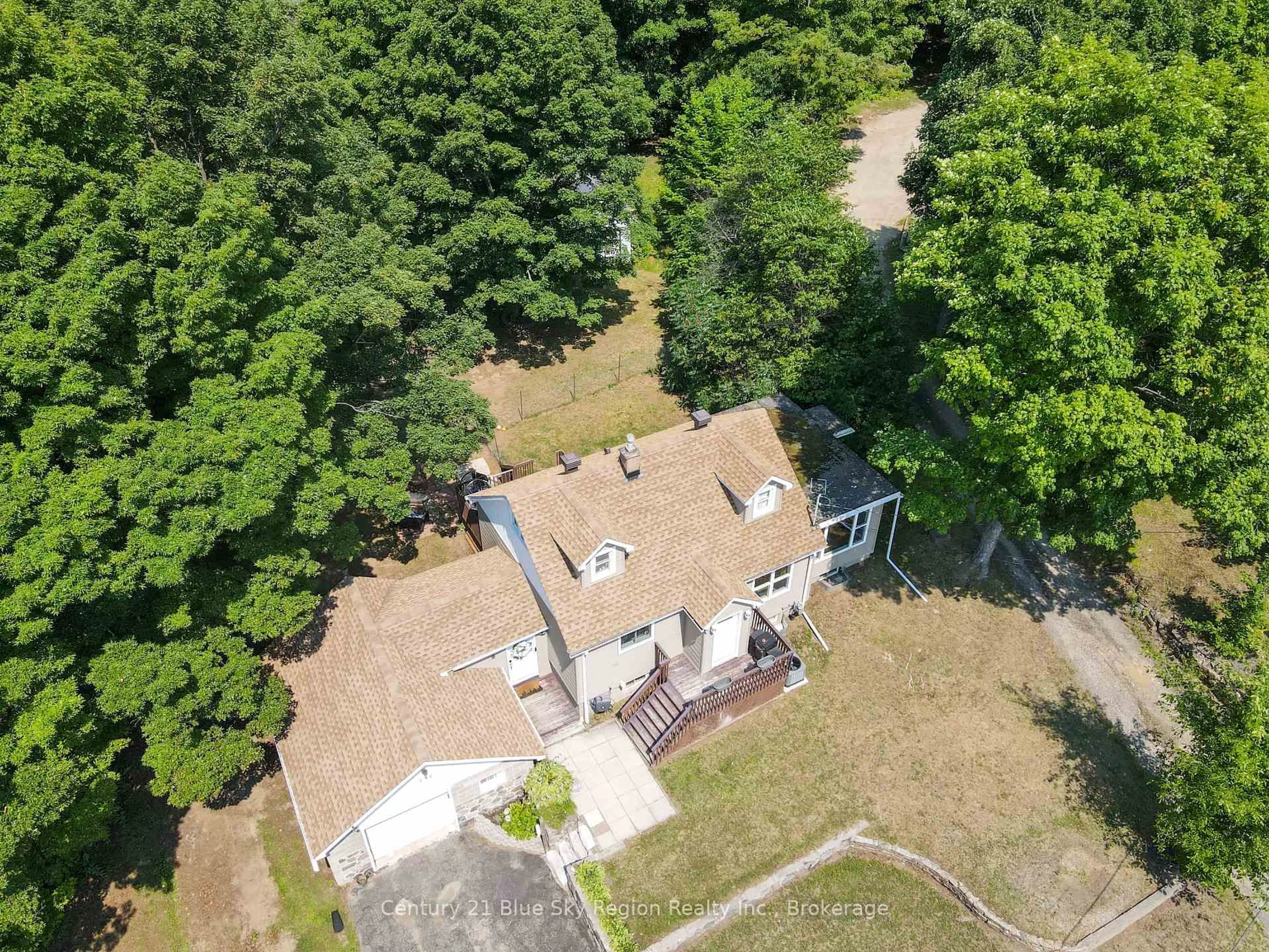 A pic from outside/outdoor area/front of a property/back of a property/a pic from drone, street for 732 Airport Rd, North Bay Ontario P1C 1A2