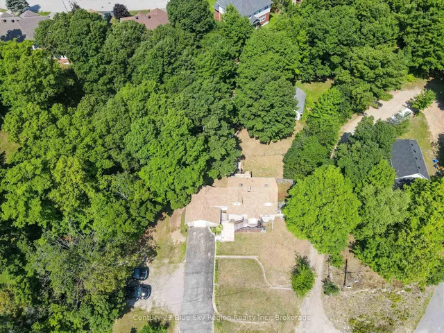 732 Airport Rd, North Bay 5