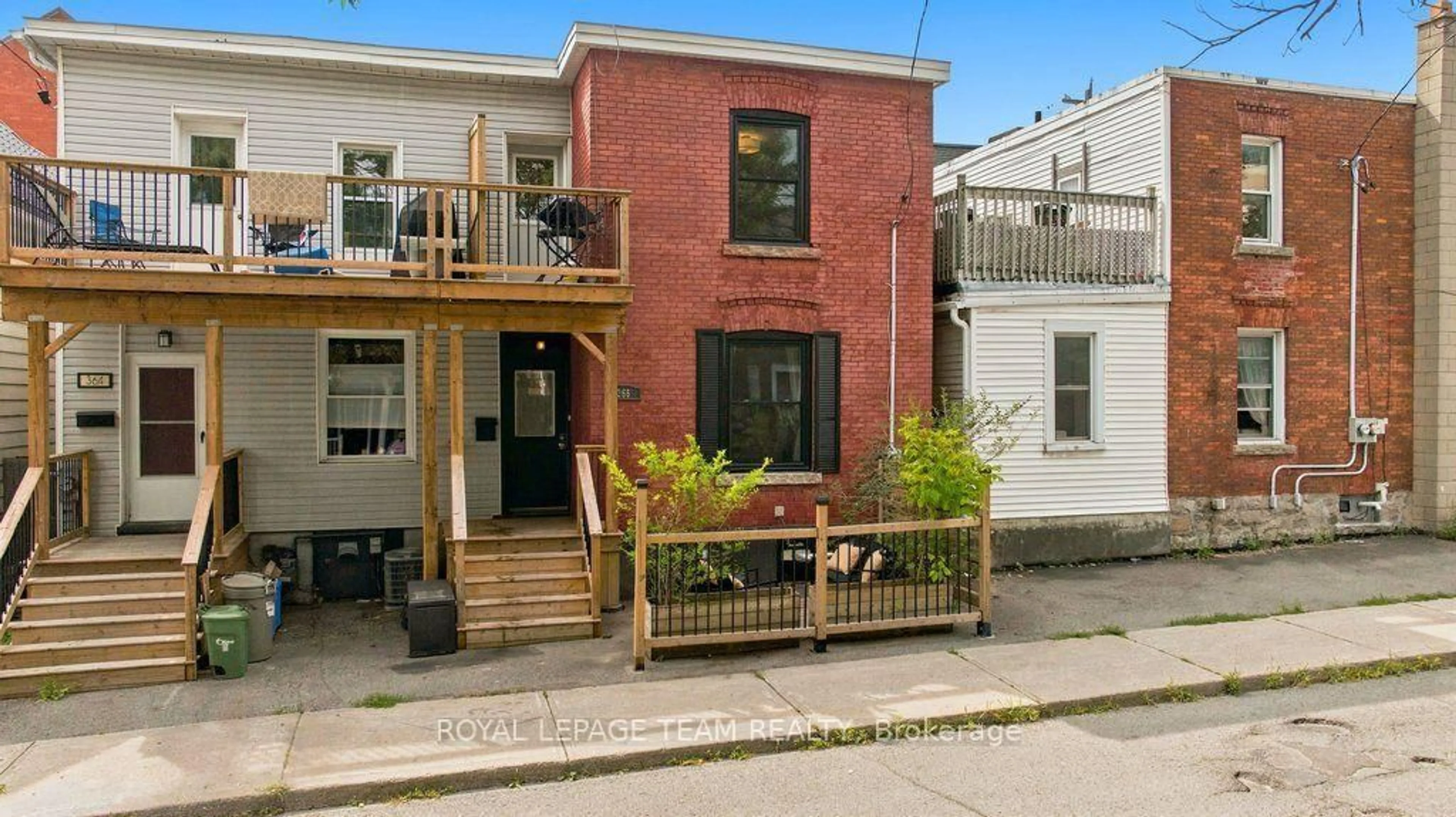 Home with brick exterior material, street for 366 Arlington Ave, Ottawa Ontario K1R 6Z3