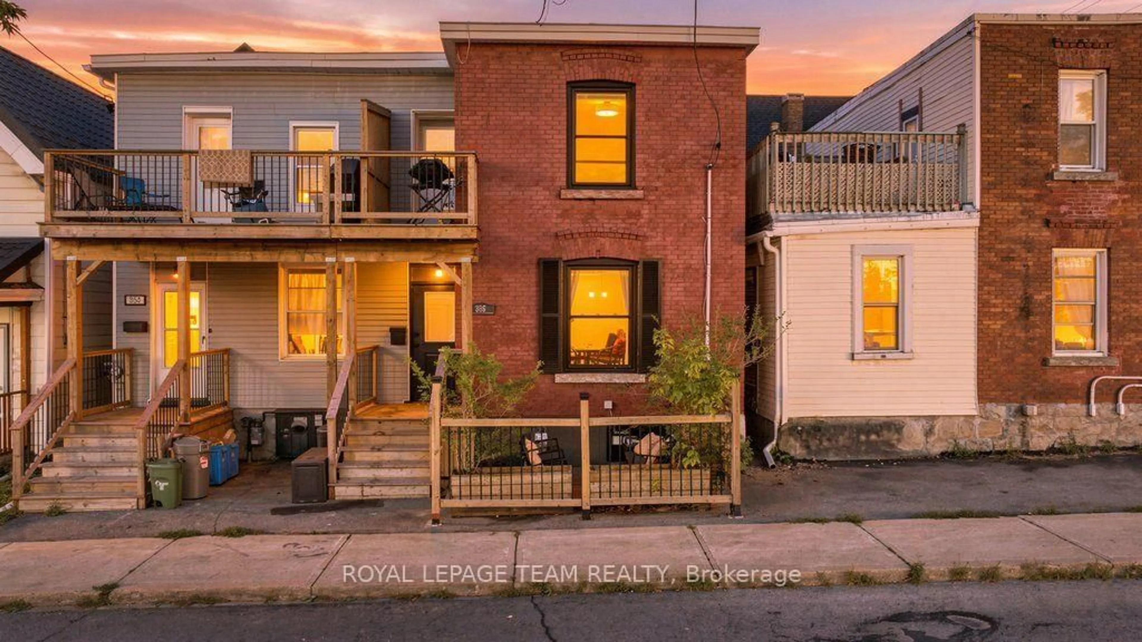 Home with brick exterior material, street for 366 Arlington Ave, Ottawa Ontario K1R 6Z3