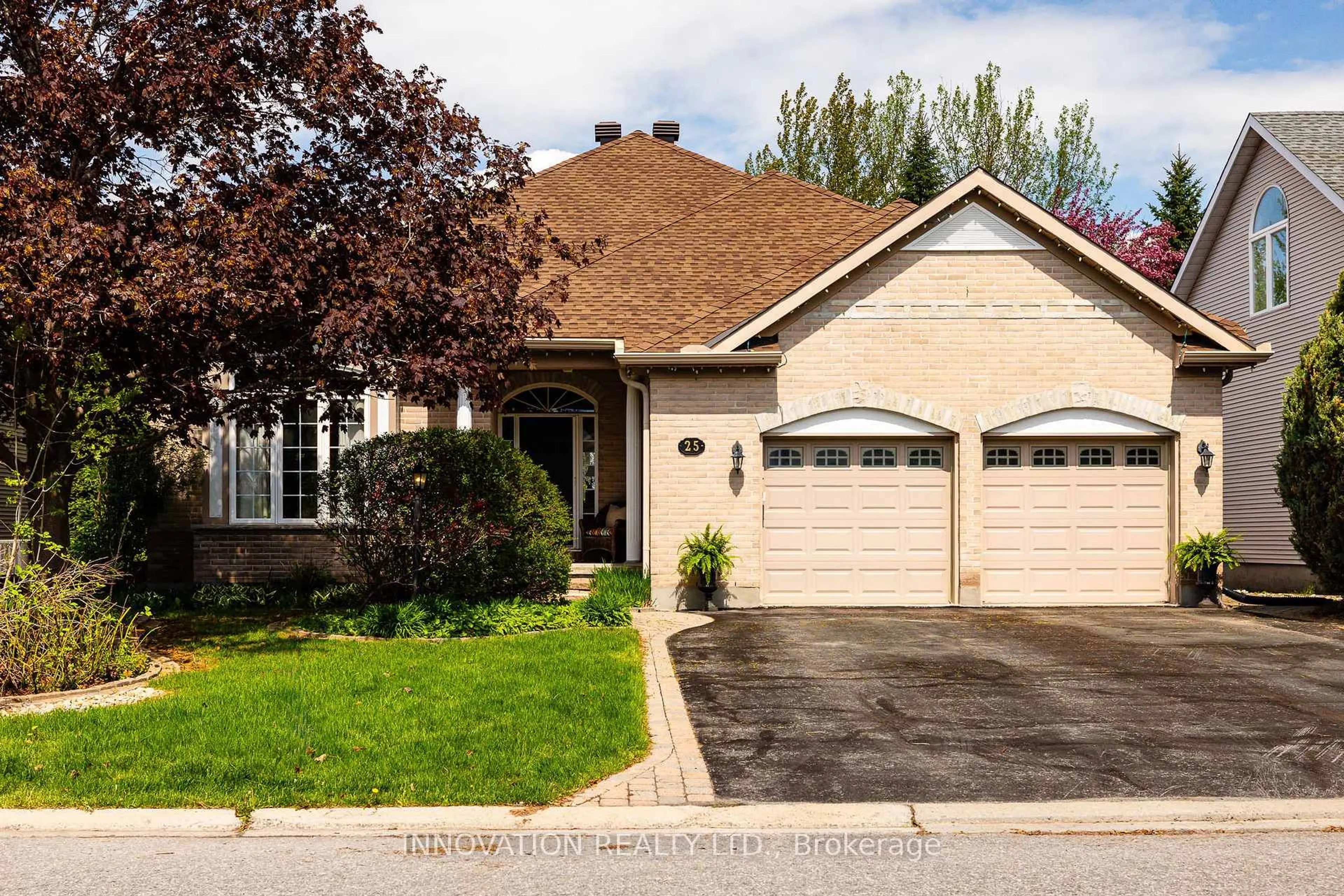 Home with brick exterior material, street for 25 Kyle Ave, Stittsville Ontario K2S 1G9