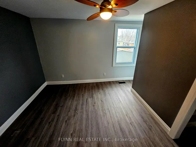 24 Empire St, Welland 3