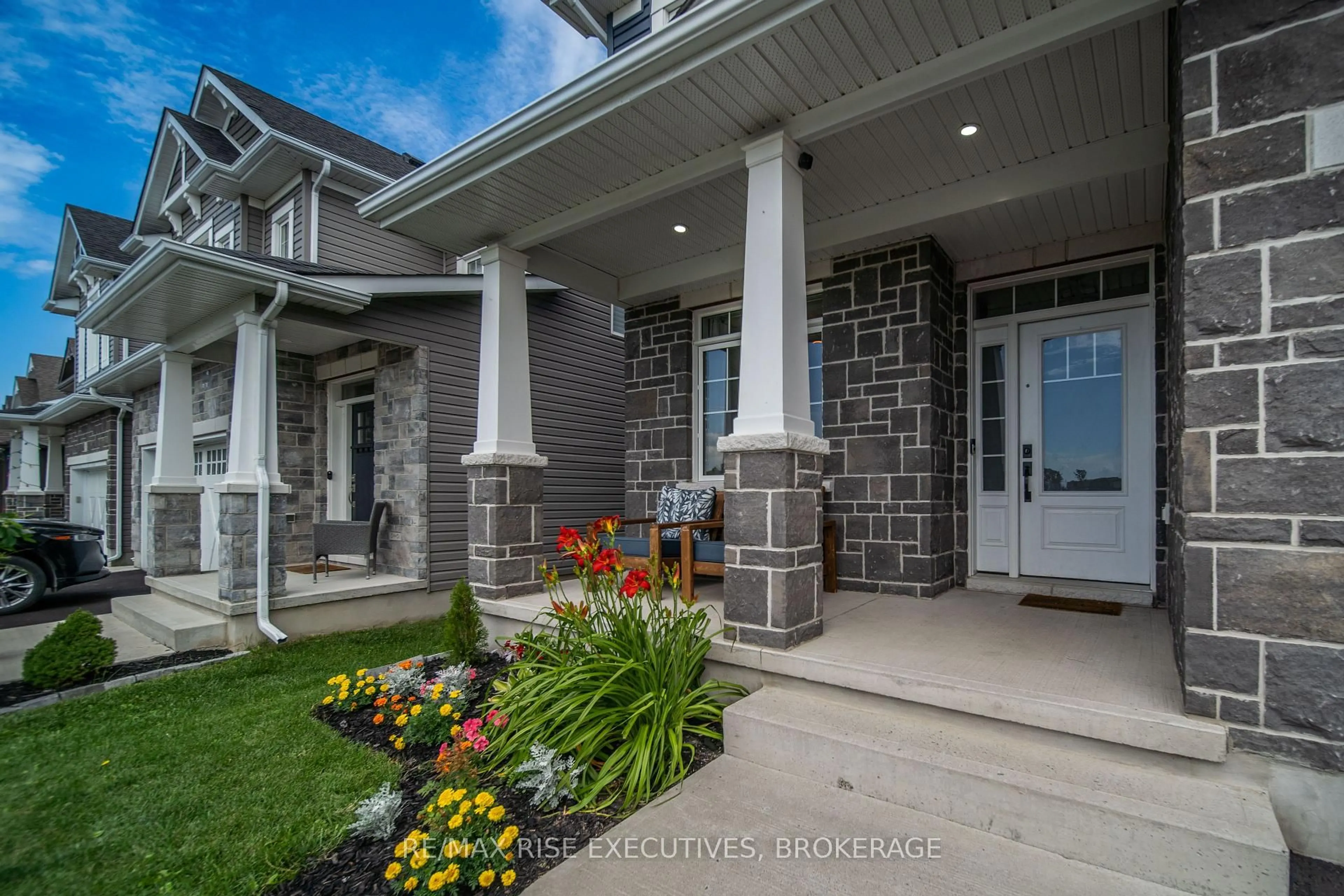 Indoor entryway for 824 Celeste Dr, Kingston Ontario K7P 0P6