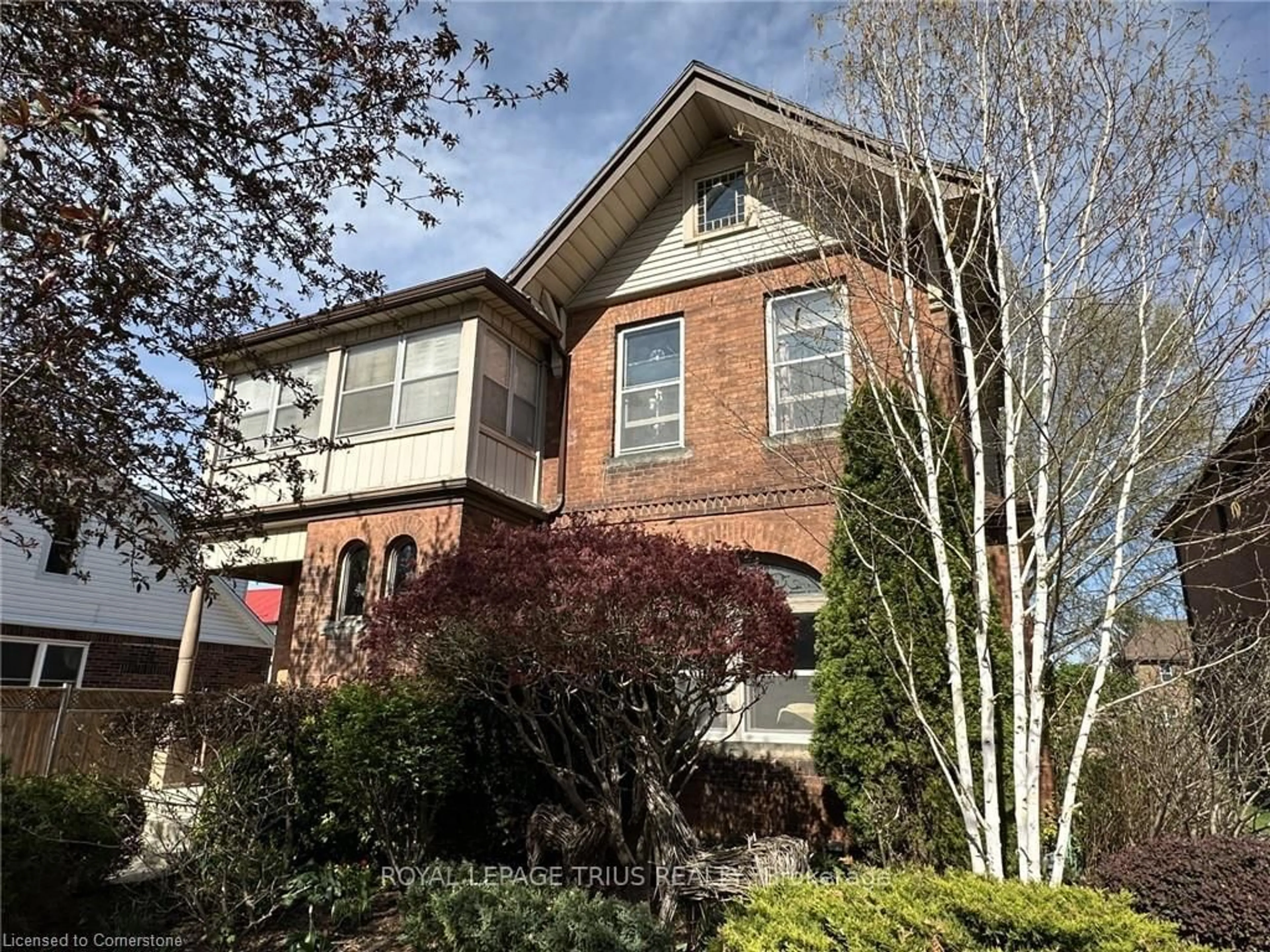 Home with brick exterior material, street for 109 Talbot St, Norfolk Ontario N3Y 3W6