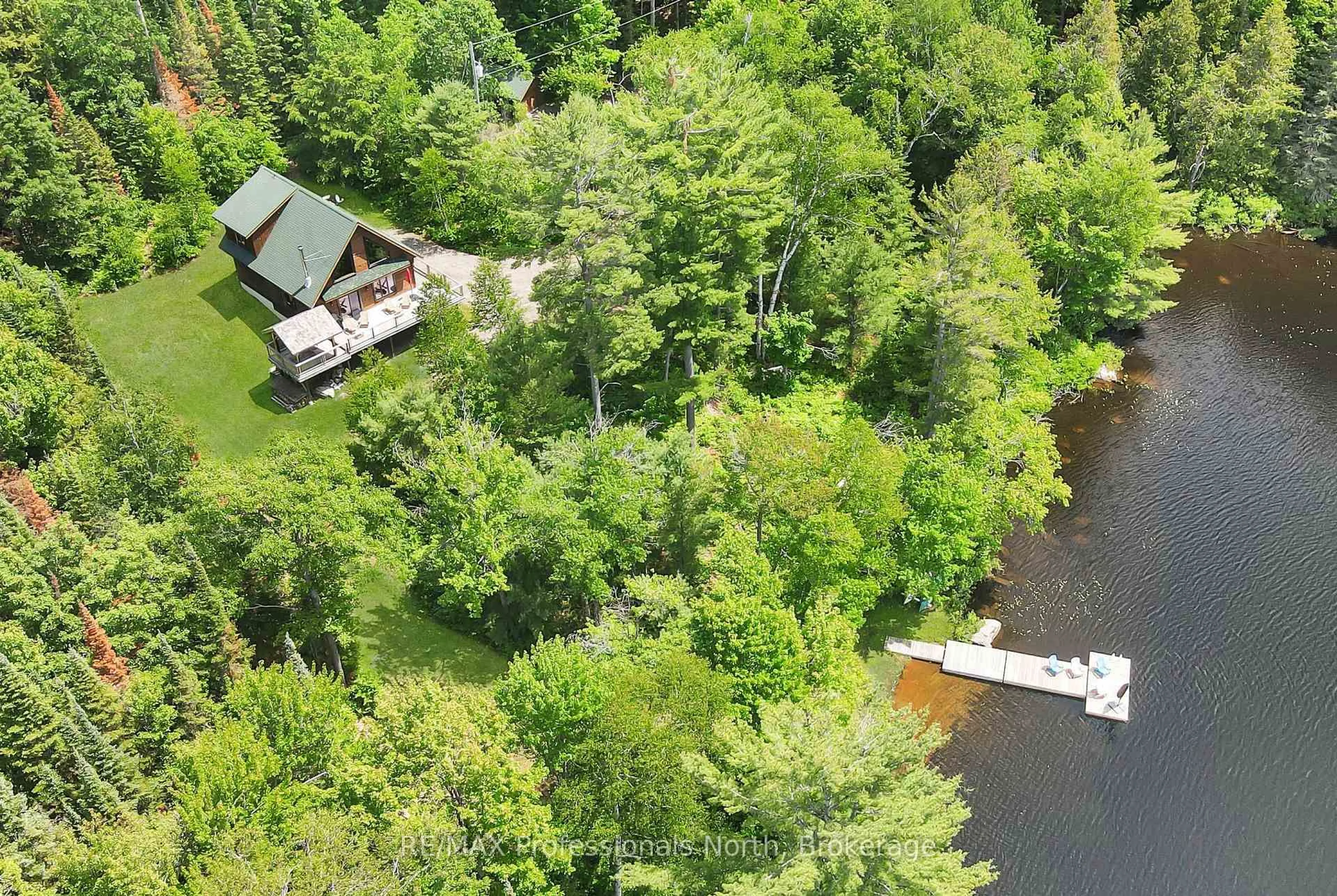 A pic from outside/outdoor area/front of a property/back of a property/a pic from drone, water/lake/river/ocean view for 3047 Harburn Rd, Dysart et al Ontario K0M 1S0