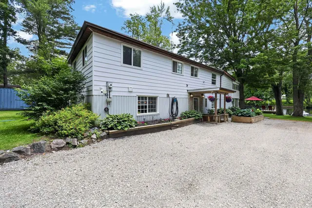 1057 Severn River Rd, Gravenhurst 5
