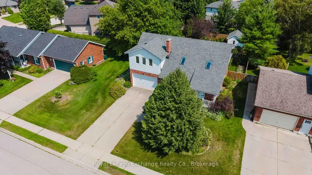 953 Parkwood Dr, Saugeen Shores 3