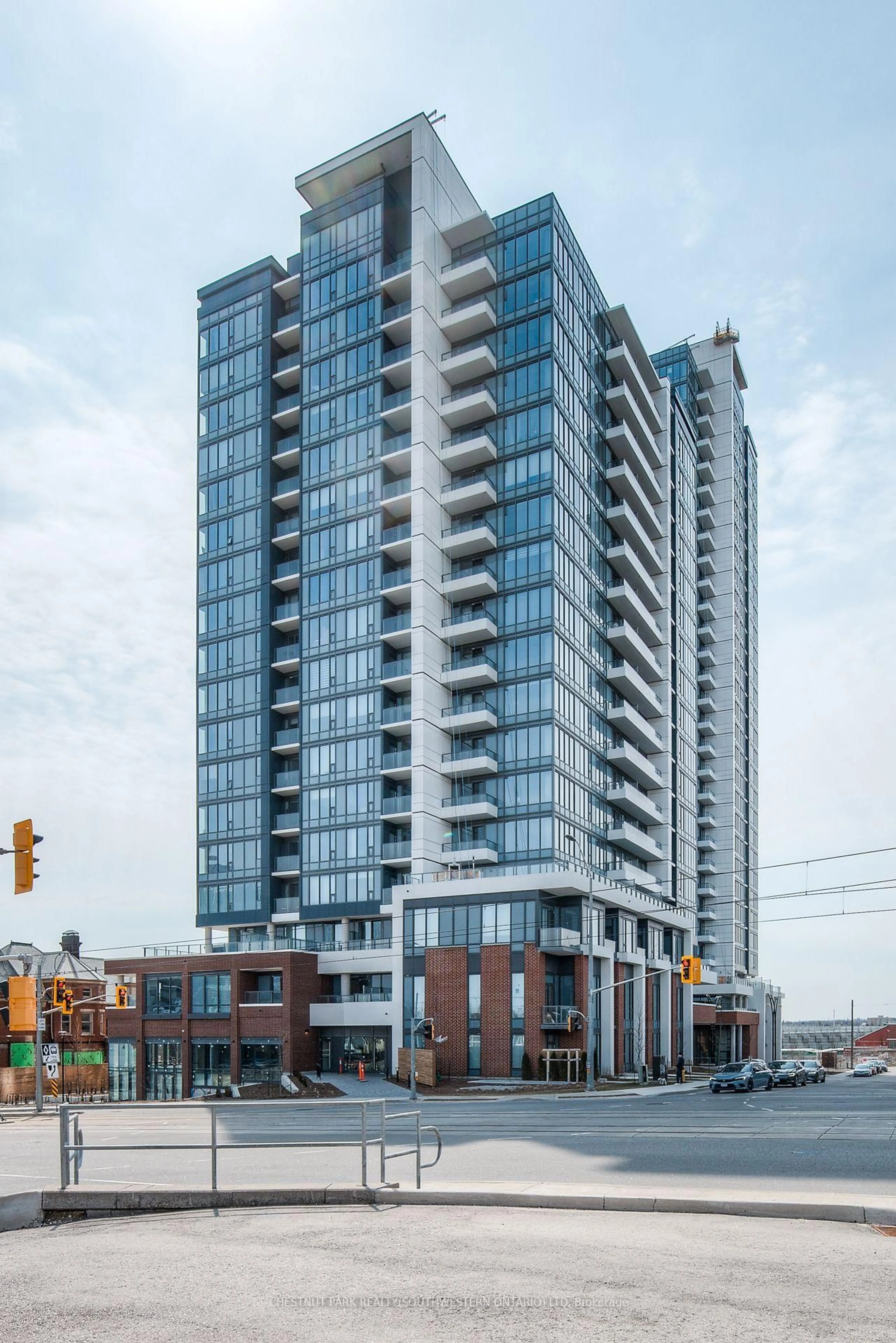 Unknown for 15 Wellington St #1704, Kitchener Ontario N2G 0E4