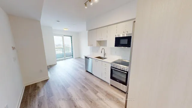 15 Wellington St #1704, Kitchener 5