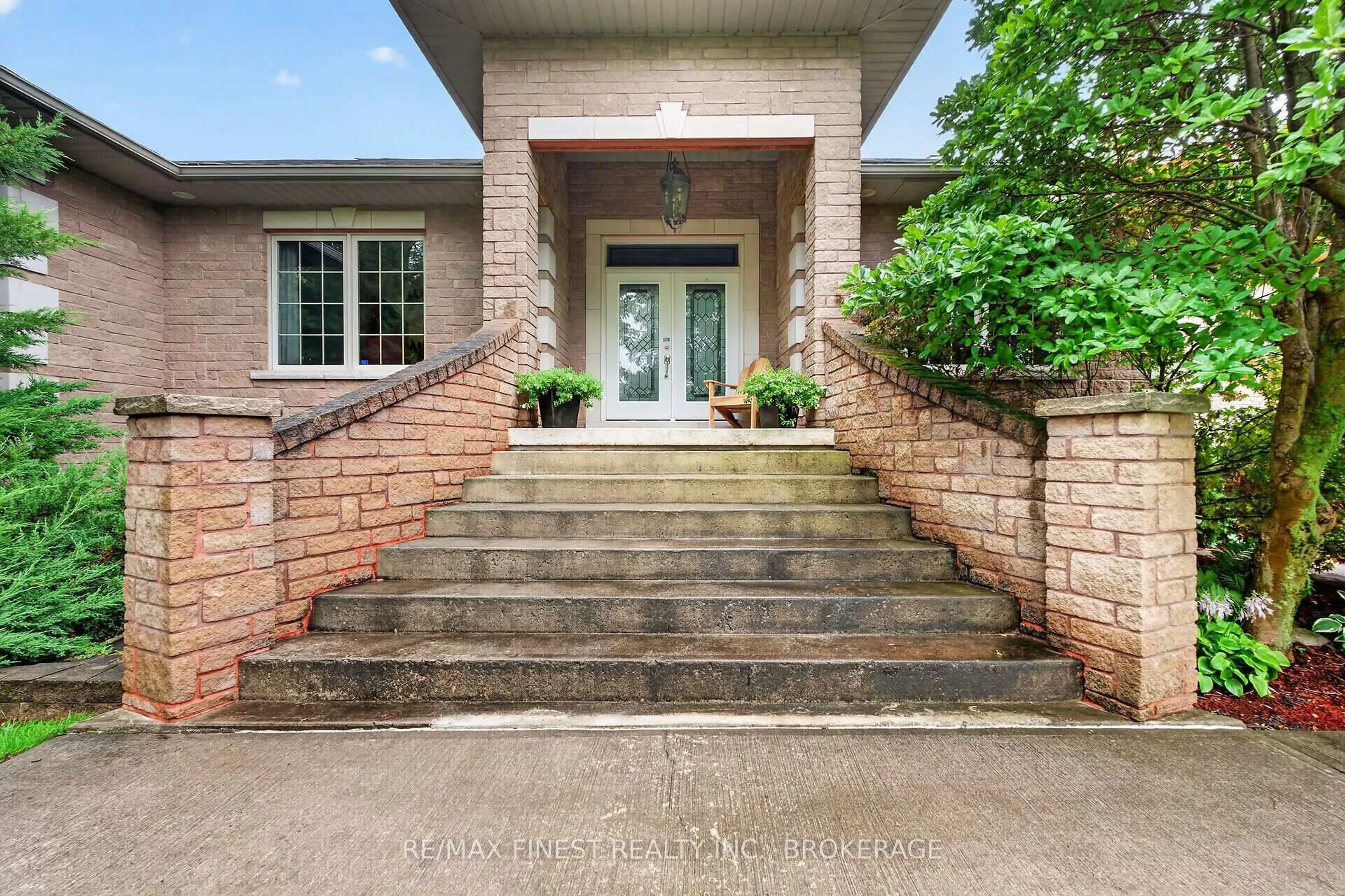 Unknown for 3508 Four Seasons Dr, Inverary Ontario K0H 1X0
