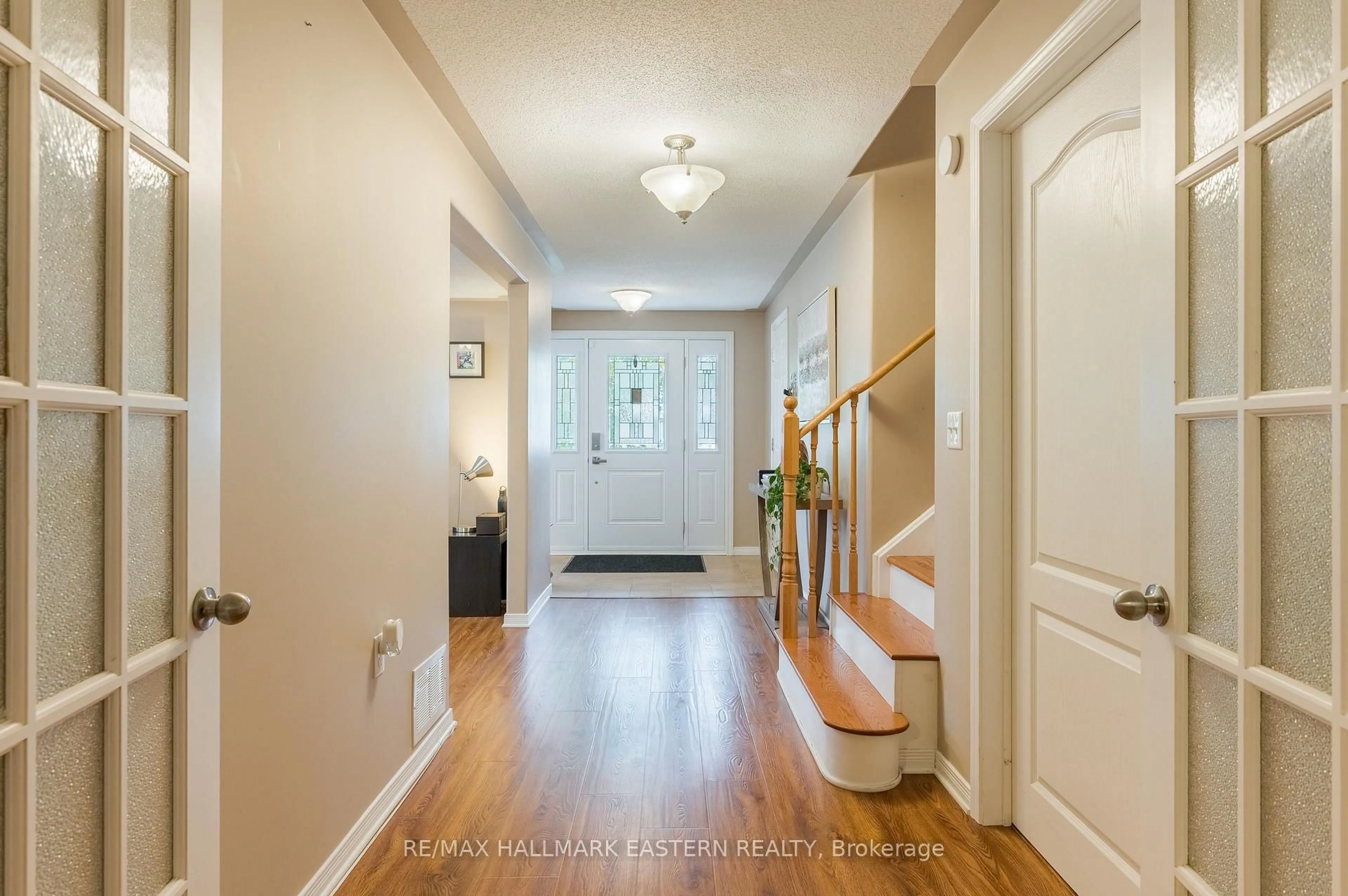 Indoor entryway for 58 Parcells Cres, Peterborough Ontario K9K 2P2