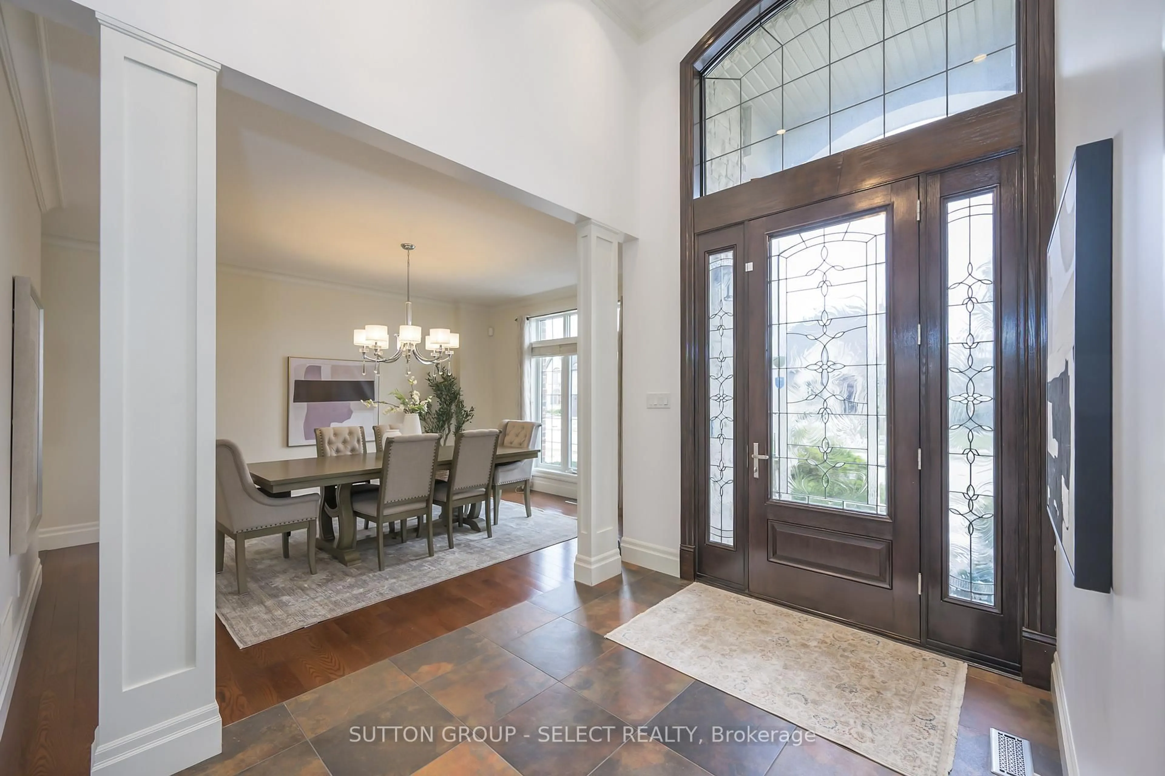 Indoor entryway for 1615 Wickerson Gate, London South Ontario N6K 0C3