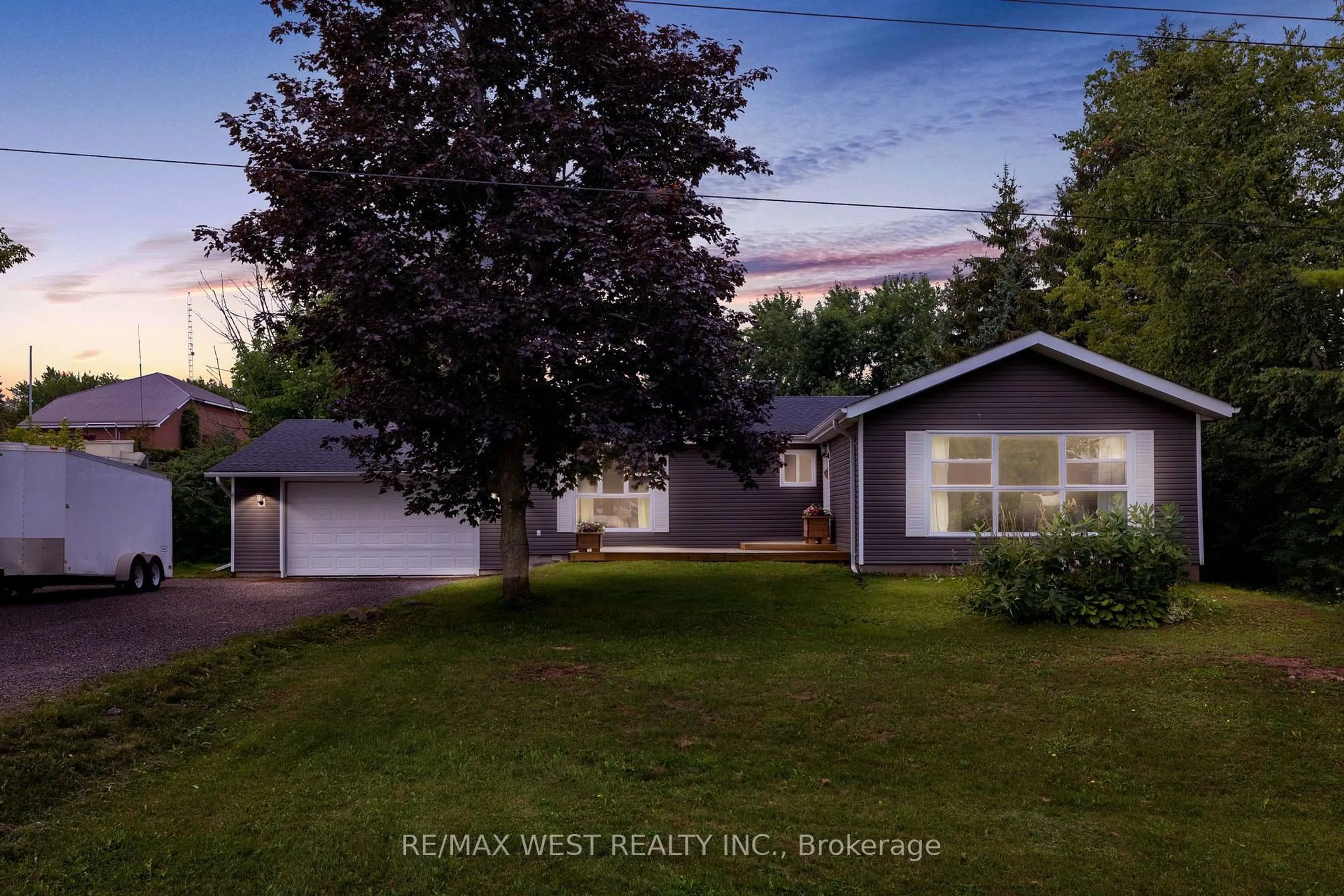 A pic from outside/outdoor area/front of a property/back of a property/a pic from drone, street for 34 Helen Cres, Kawartha Lakes Ontario K0M 2C0