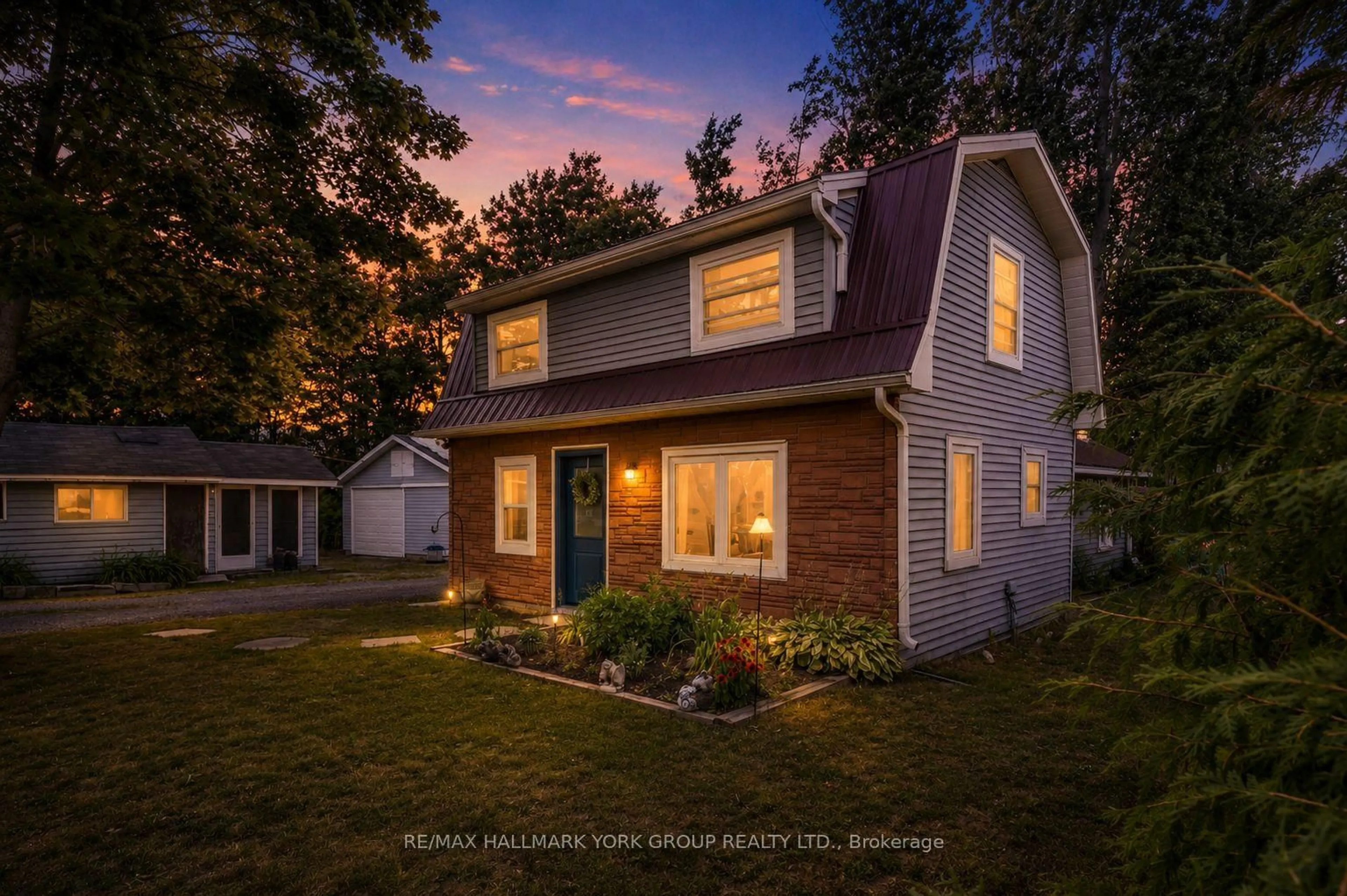 Home with vinyl exterior material, street for 6 Mitchellview Rd, Kawartha Lakes Ontario K0M 2B0