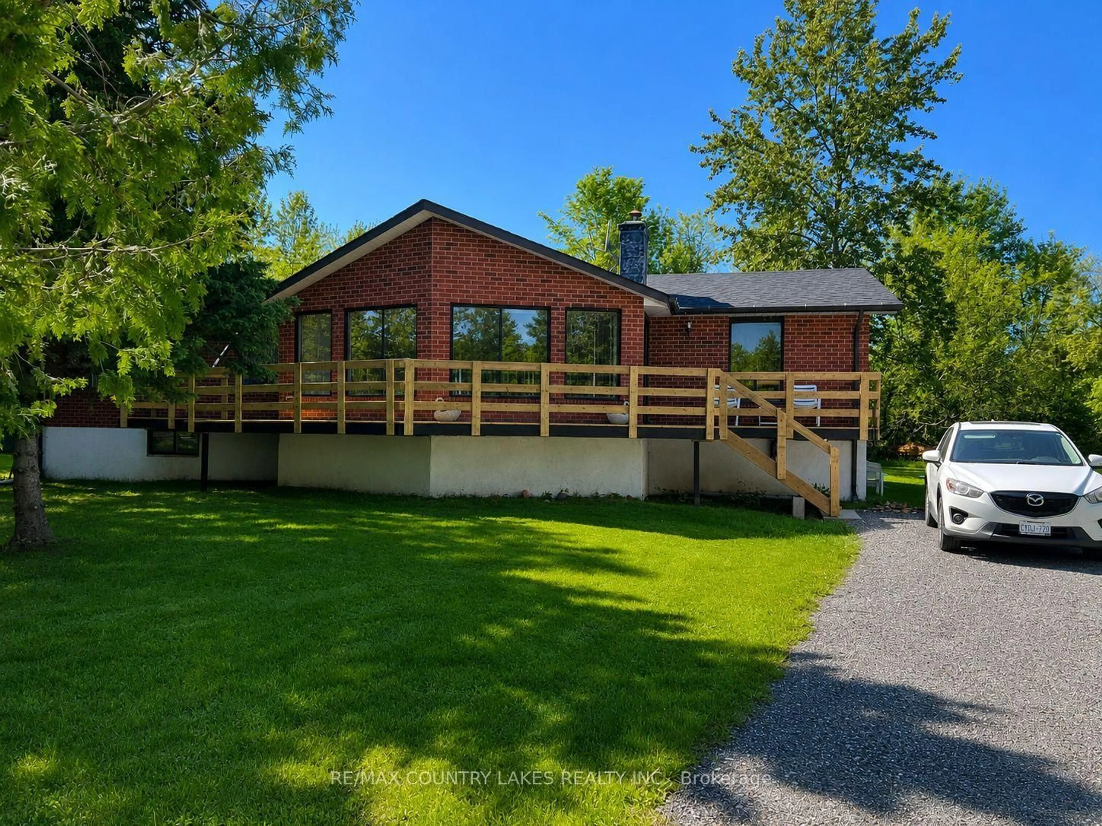 A pic from outside/outdoor area/front of a property/back of a property/a pic from drone, unknown for 4 MACPHERSON Cres, Kawartha Lakes Ontario K0M 2B0