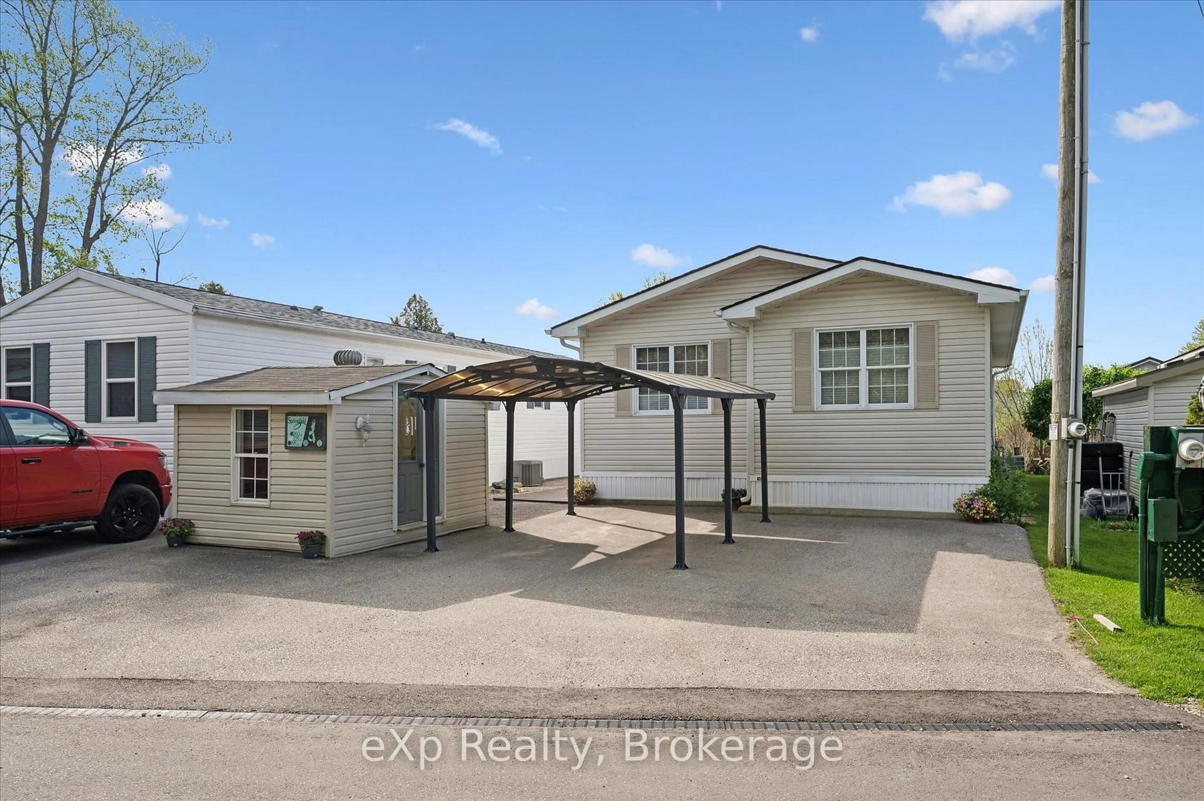 Unknown for 18 Jasper Heights Private, Puslinch Ontario N0B 2C0