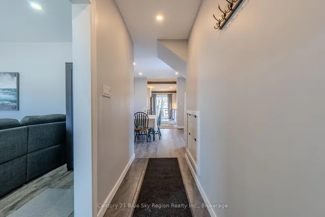 647 Douglas St, North Bay 4