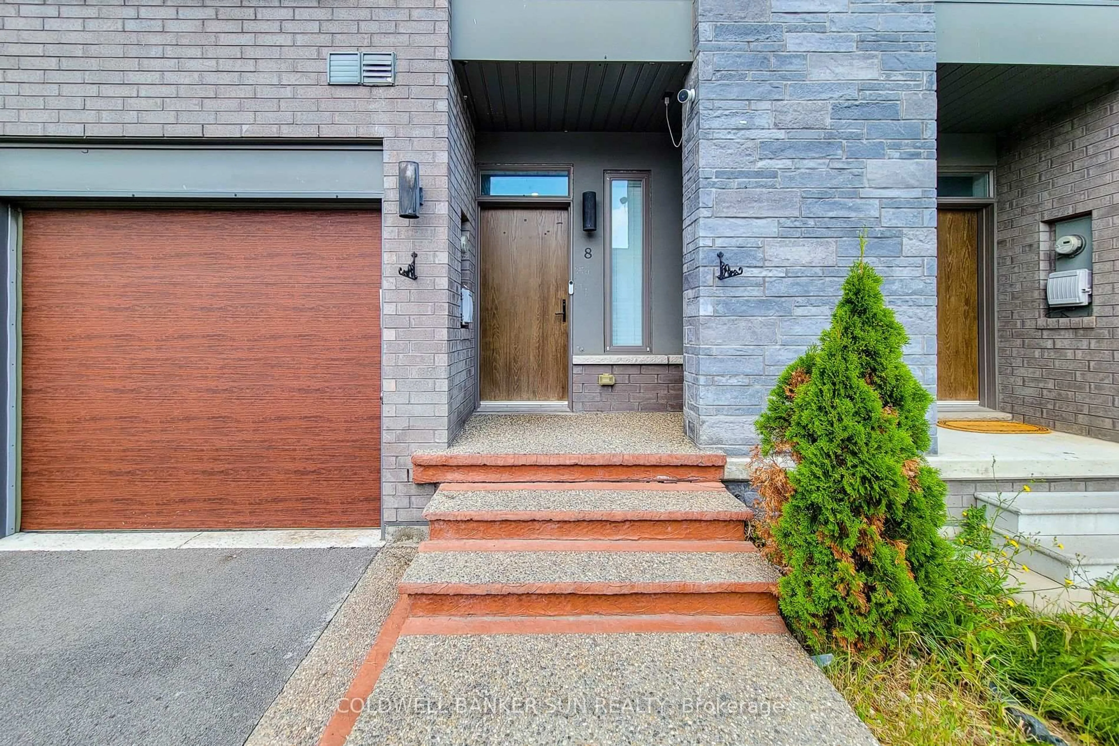Home with brick exterior material, street for 8 Bedrock Dr, Hamilton Ontario L8J 0K6