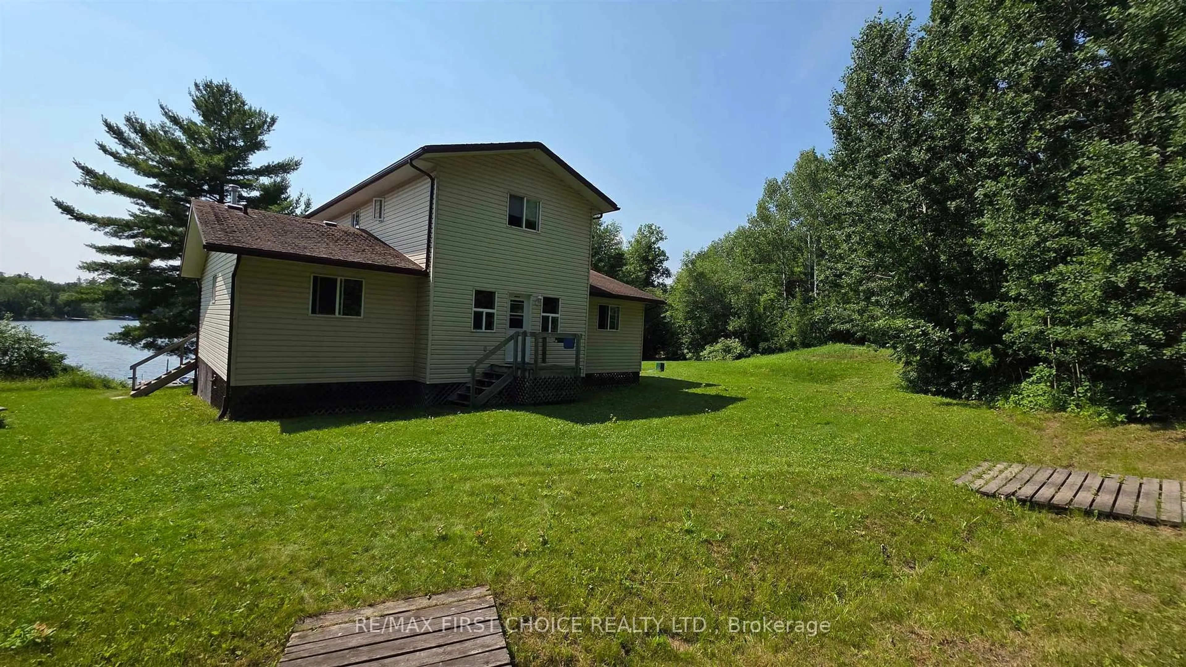 A pic from outside/outdoor area/front of a property/back of a property/a pic from drone, unknown for 2 Moore Bay, Sioux Narrows-Nestor Falls Ontario P0X 1H0