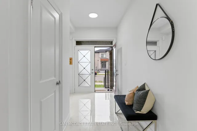 446 Humphrey St, Hamilton 4