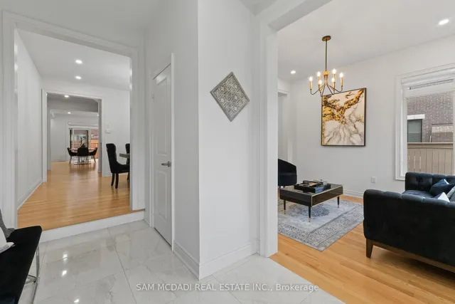 446 Humphrey St, Hamilton 5
