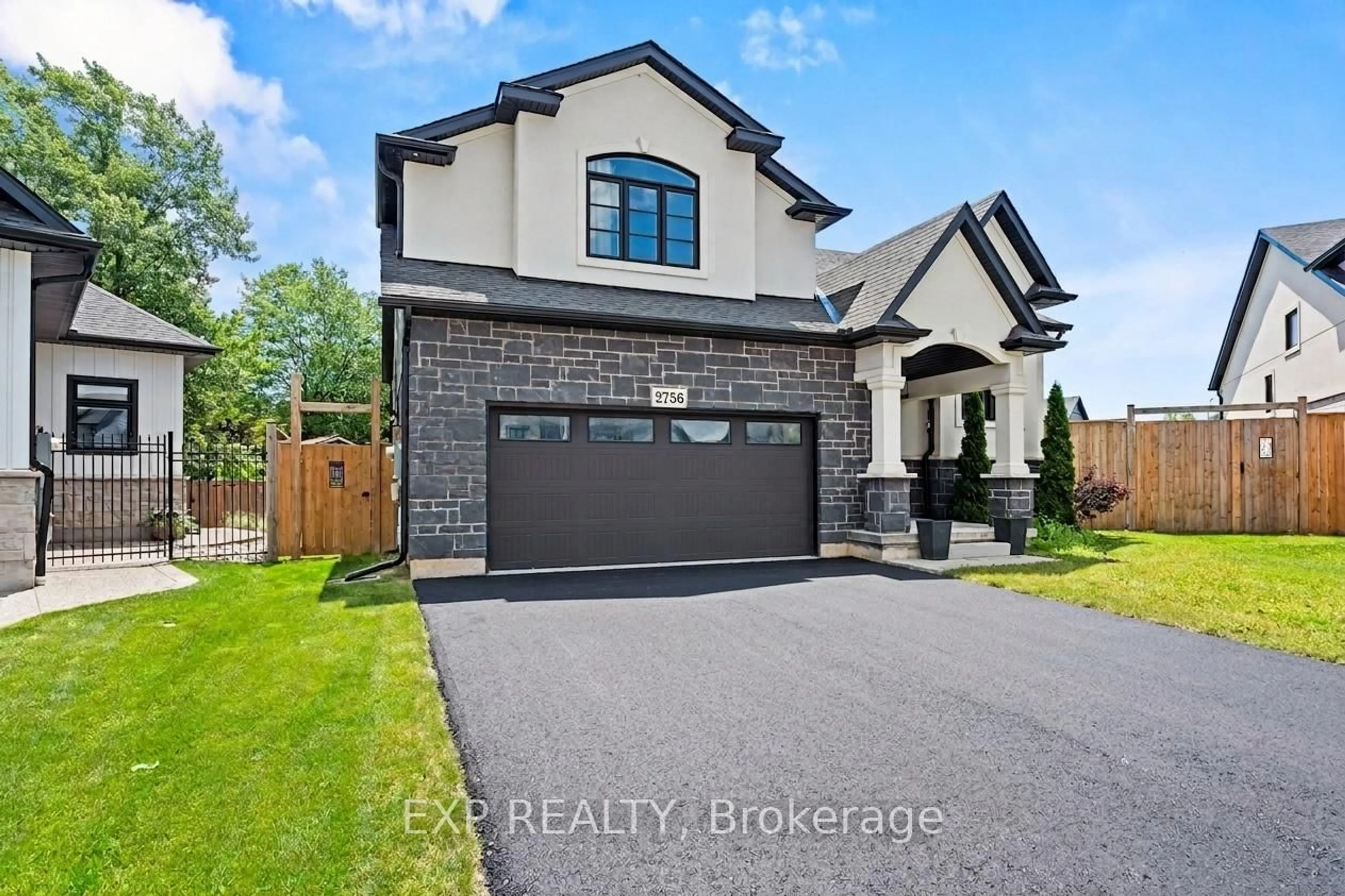 Home with brick exterior material, street for 2756 Arrowsmith Crt, Fort Erie Ontario L0S 1S0