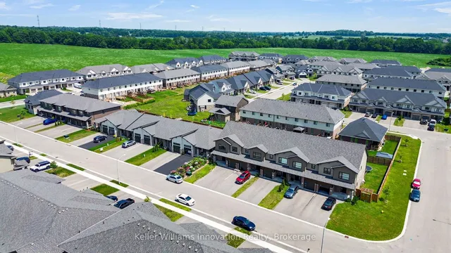 11 Martin St, Tillsonburg 2