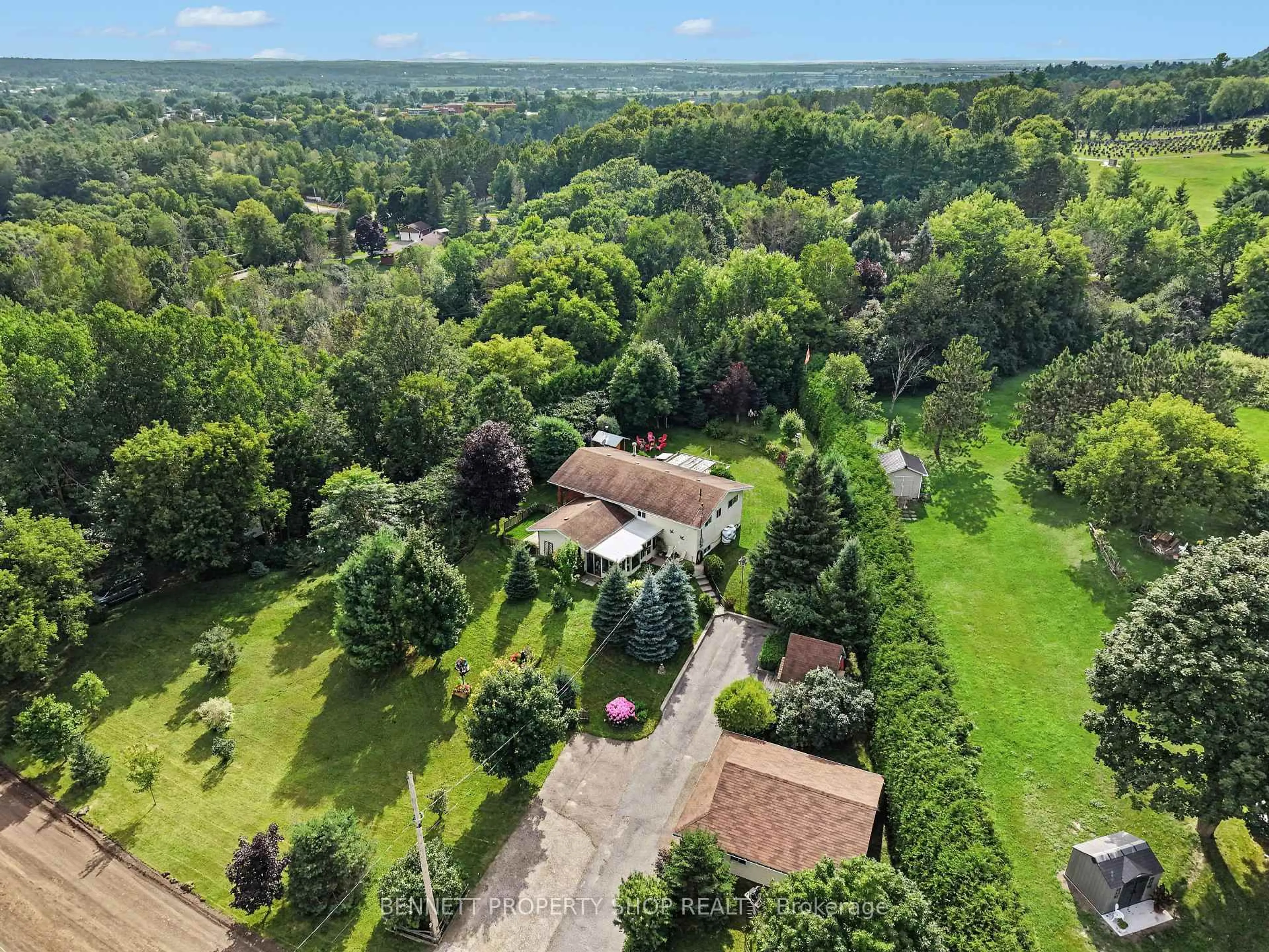 A pic from outside/outdoor area/front of a property/back of a property/a pic from drone, unknown for 500 Maloney Rd, Renfrew Ontario K7V 3Z8