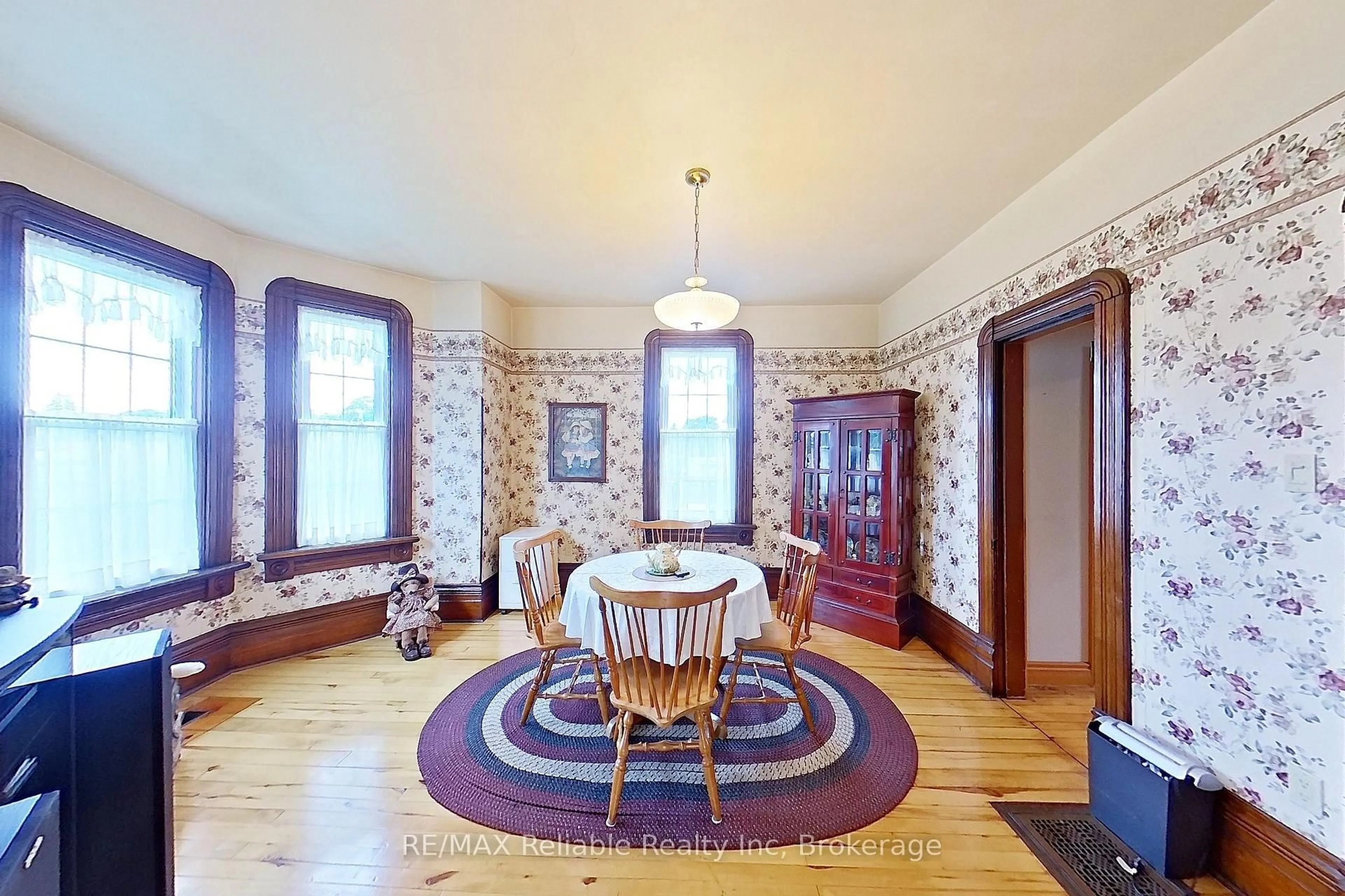 Dining room, unknown for 33 Princess St, Central Huron Ontario N0M 1L0