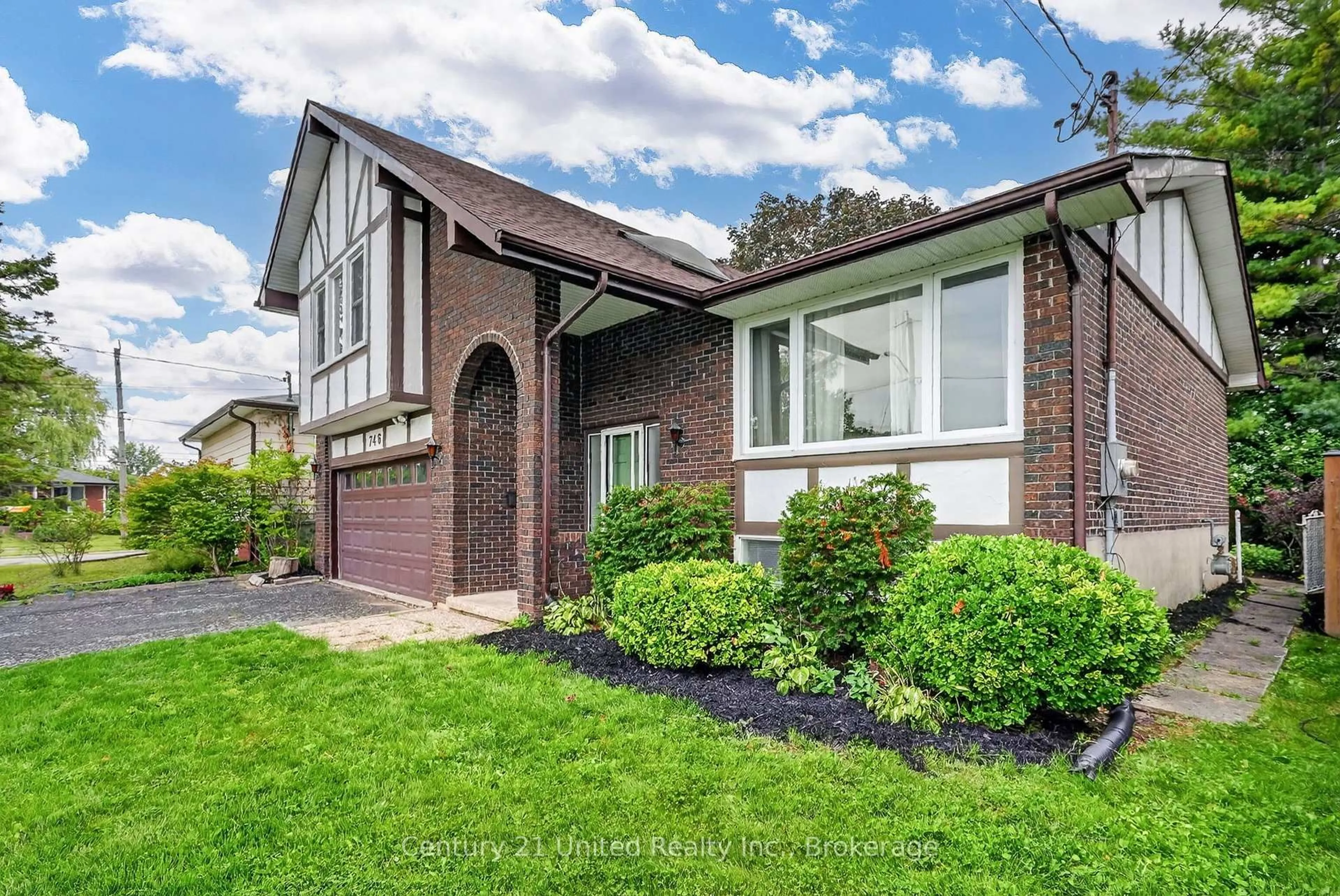 Home with brick exterior material, street for 746 Northwood Dr, Cobourg Ontario K9A 4W2