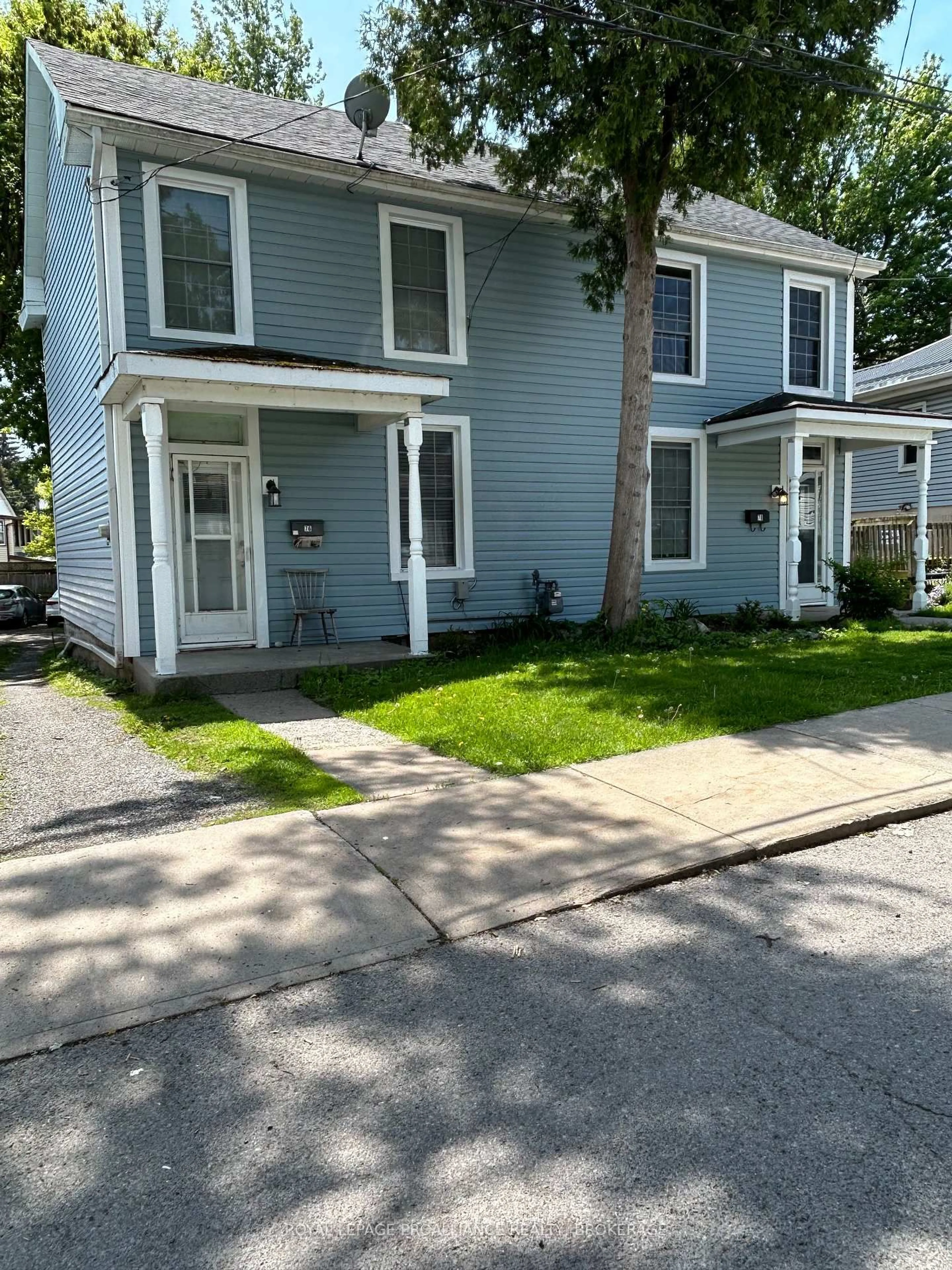 A pic from outside/outdoor area/front of a property/back of a property/a pic from drone, street for 76-78 North St, Kingston Ontario K7K 1J9