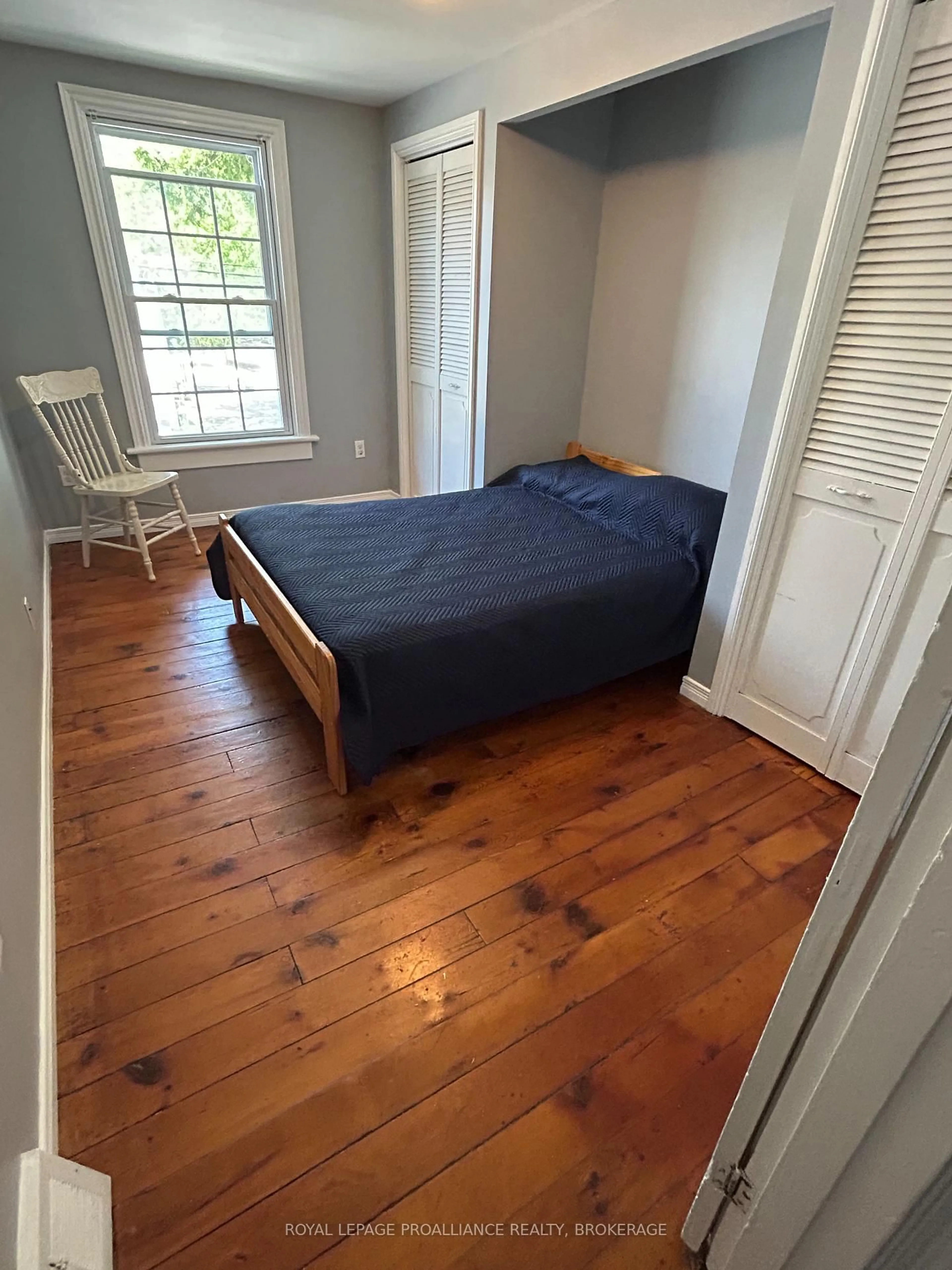 A pic of a room for 76-78 North St, Kingston Ontario K7K 1J9