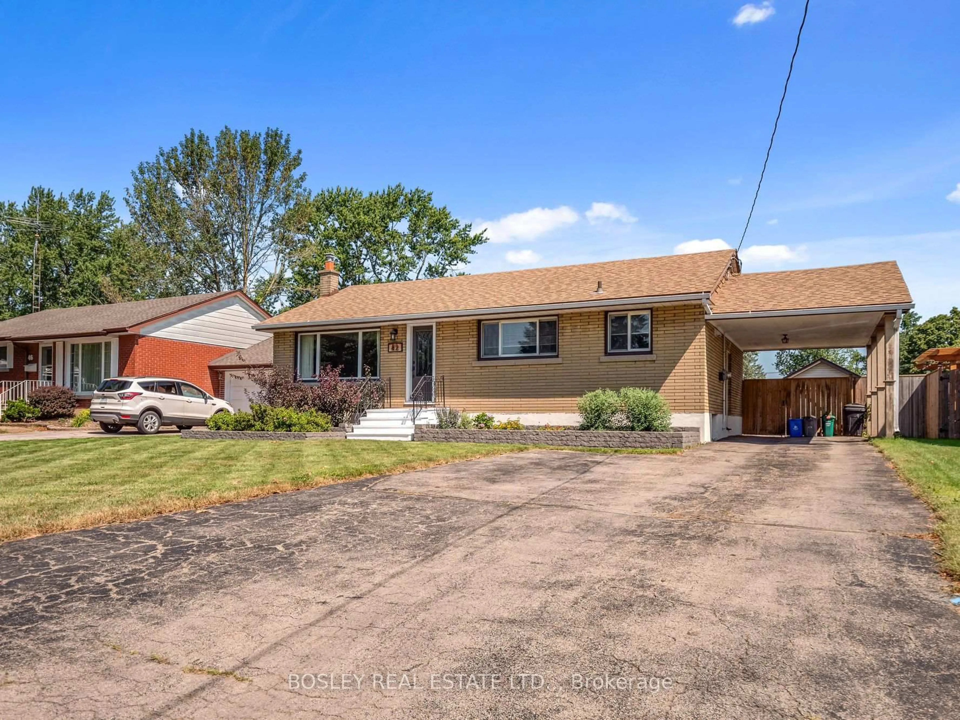 Unknown for 42 Lindel Cres, Welland Ontario L3C 3S3
