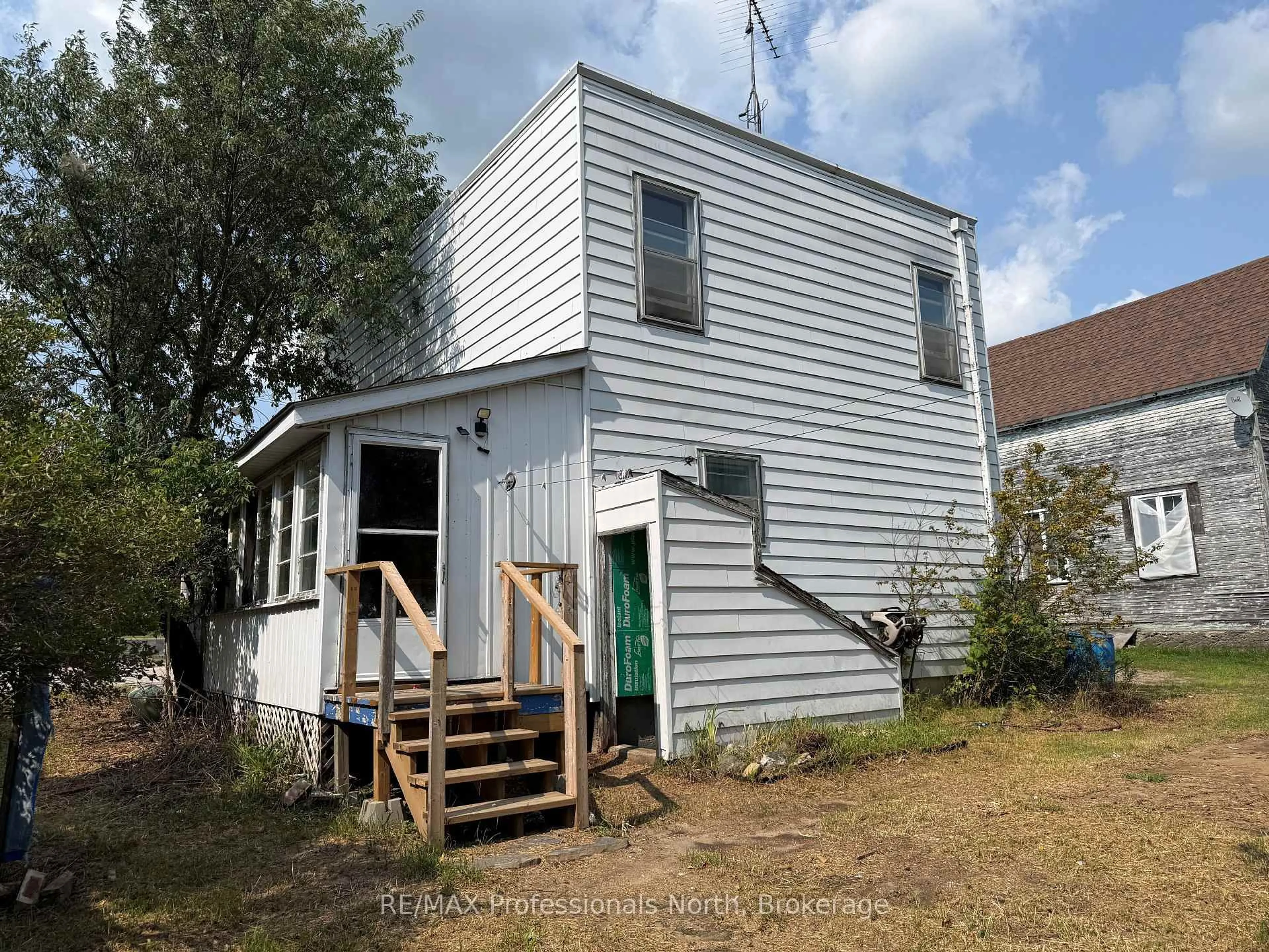 Shed for 2517 HWY 518 Highway, McMurrich/Monteith Ontario P0A 1Y0