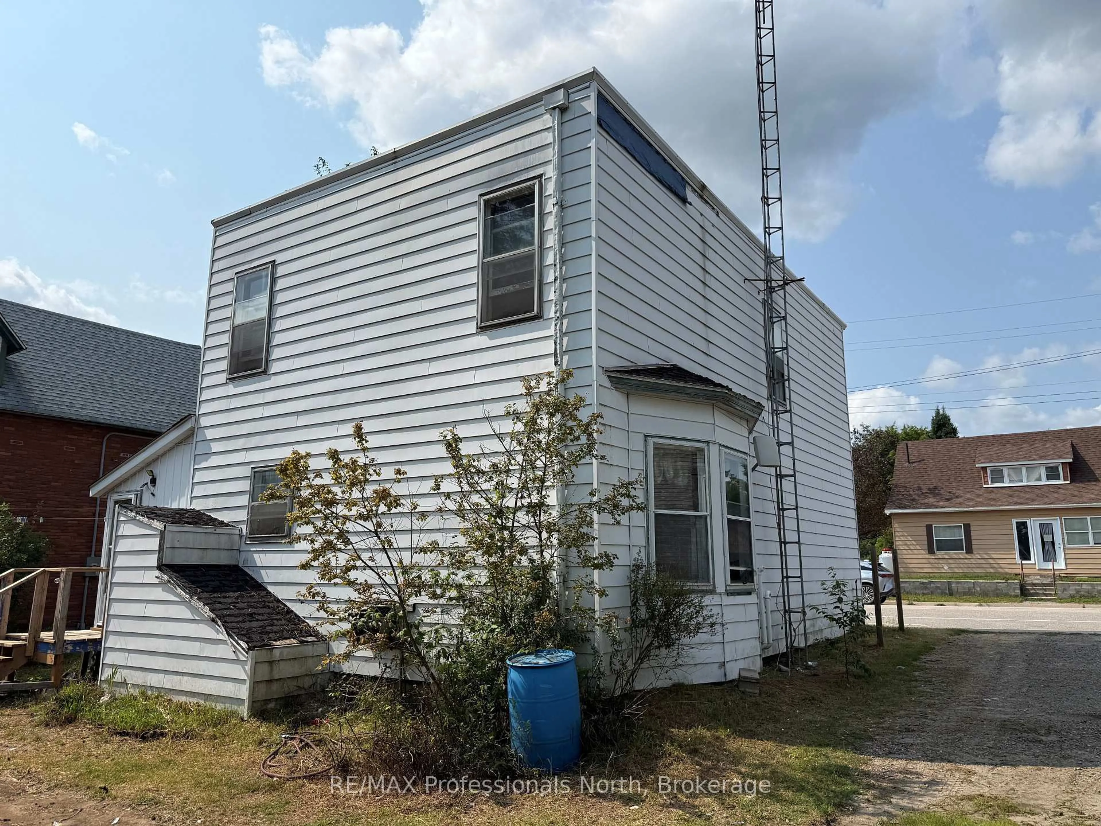 Unknown for 2517 HWY 518 Highway, McMurrich/Monteith Ontario P0A 1Y0