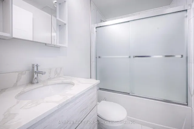 60 Frederick St #2209, Kitchener 5