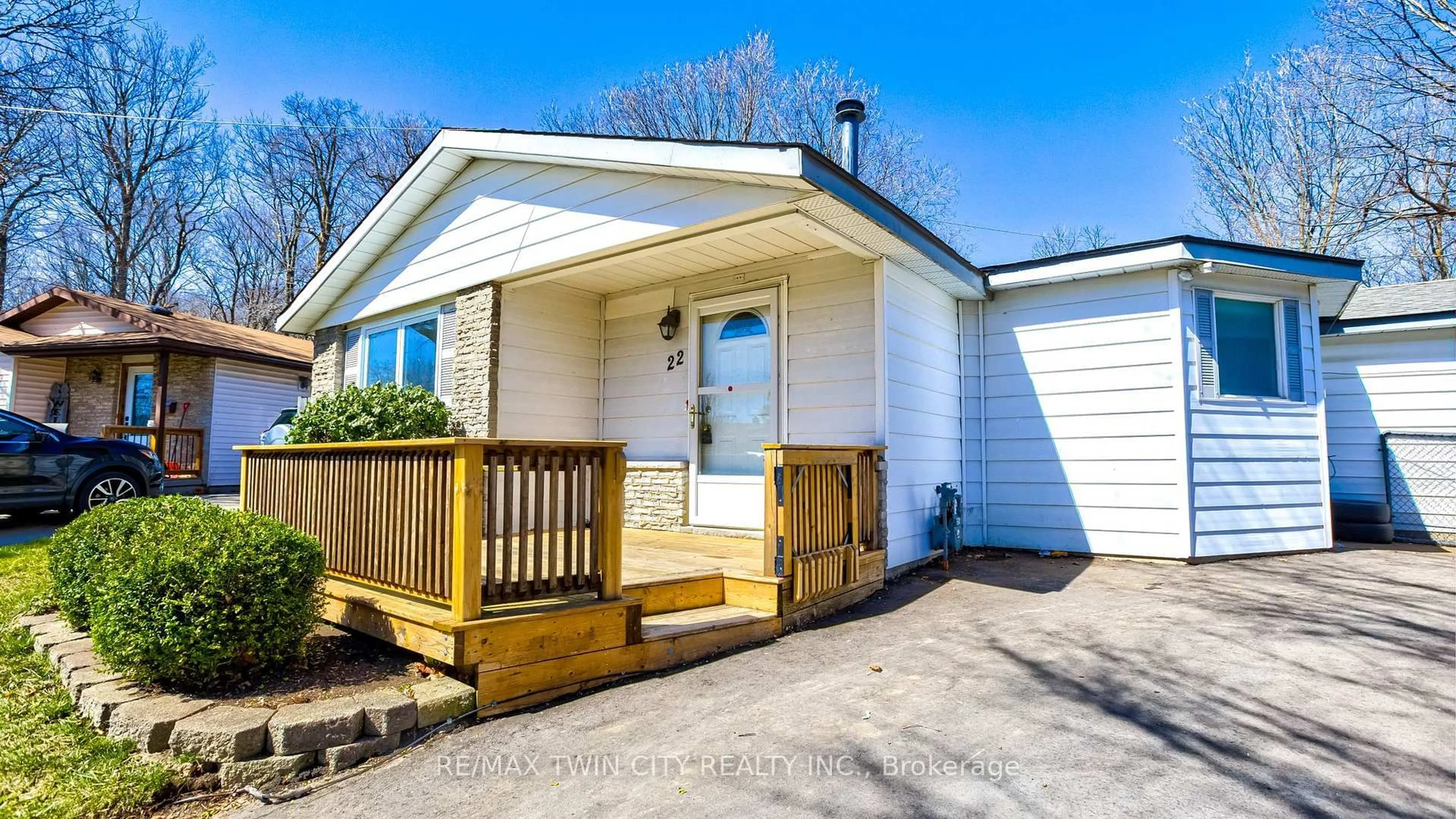 Unknown for 22 Blackhorne Cres, Kitchener Ontario N2E 1T1