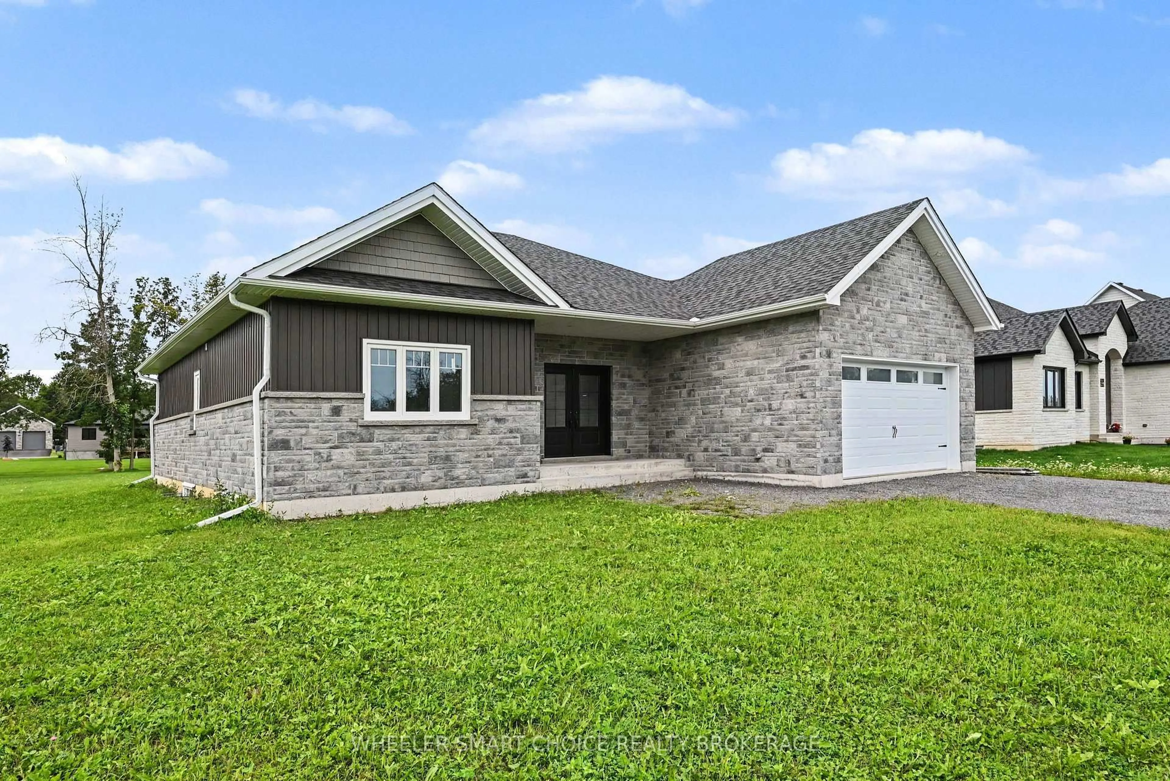 Home with brick exterior material, building for 31 Dale St, South Stormont Ontario K0C 1P0