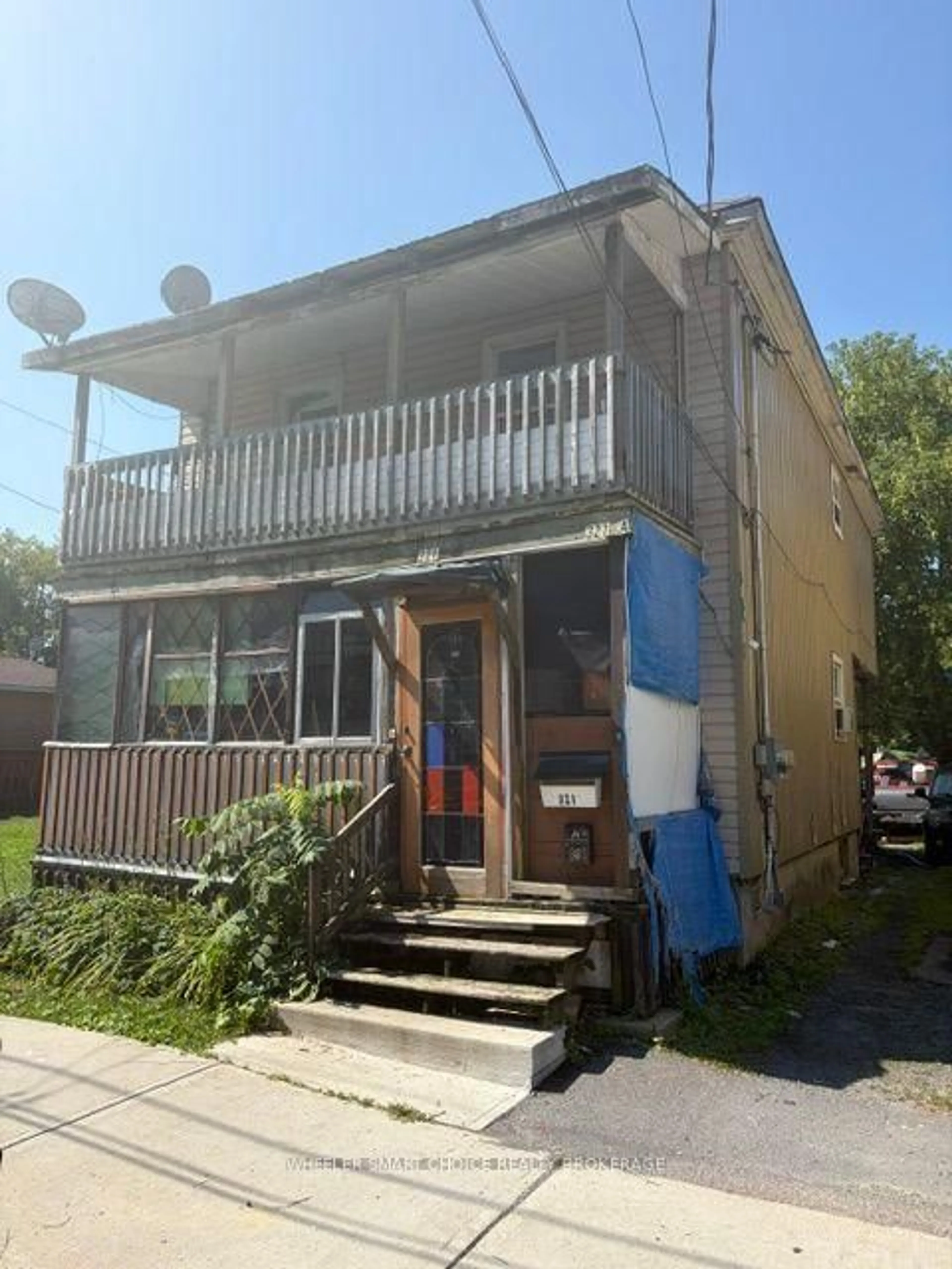 Unknown for 321 Louisa St, Cornwall Ontario K6H 4R2